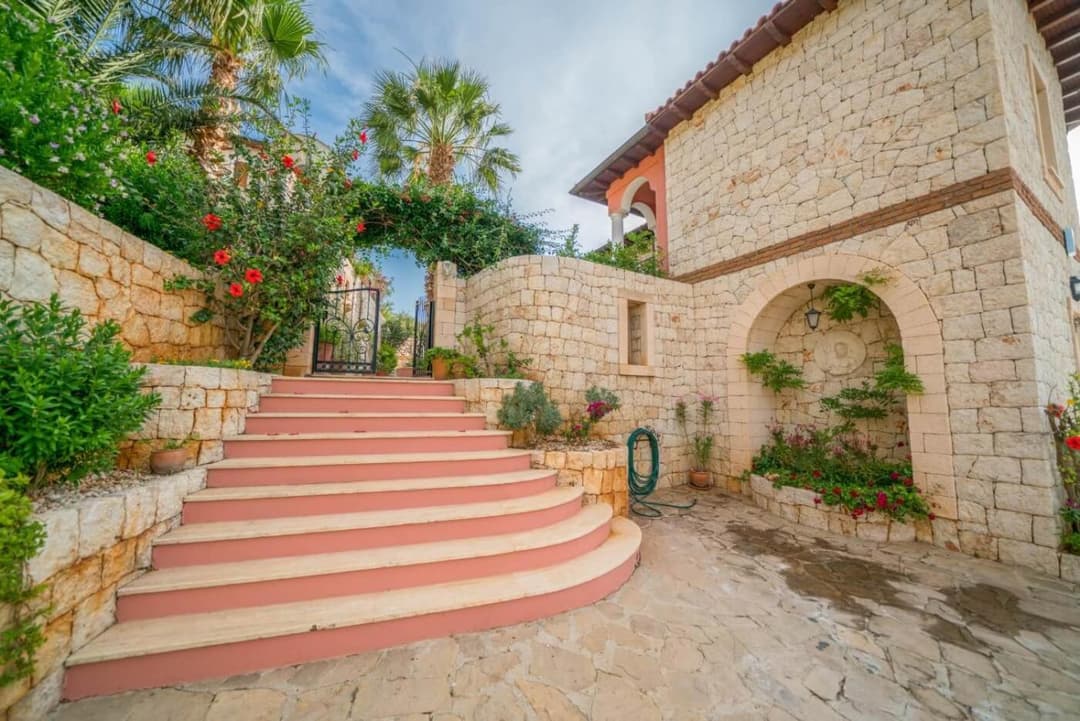 Villa Poseidon-in winter heated outdoor pool fotoğrafı