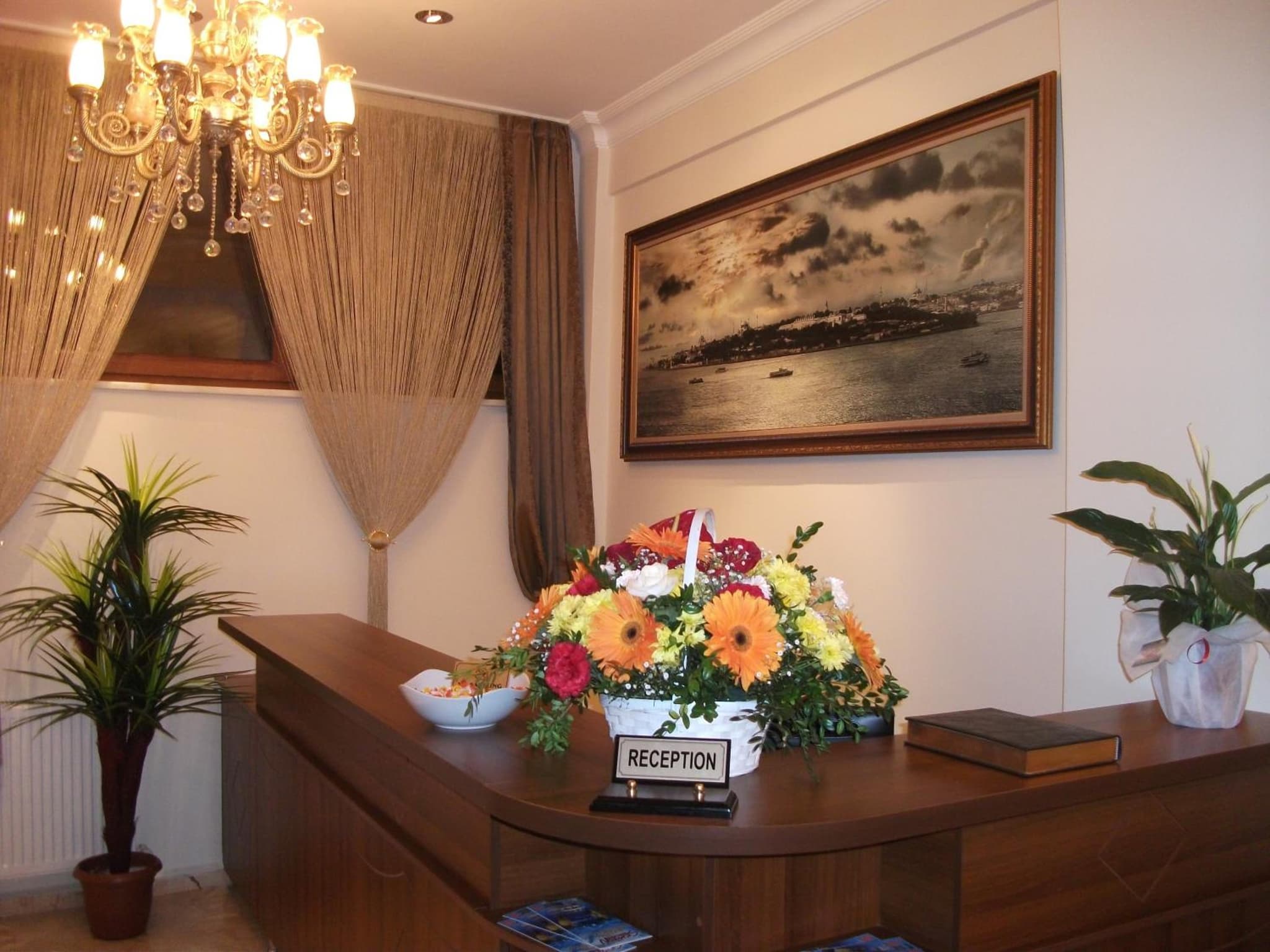 Sultan Palace Hotel - Image 4