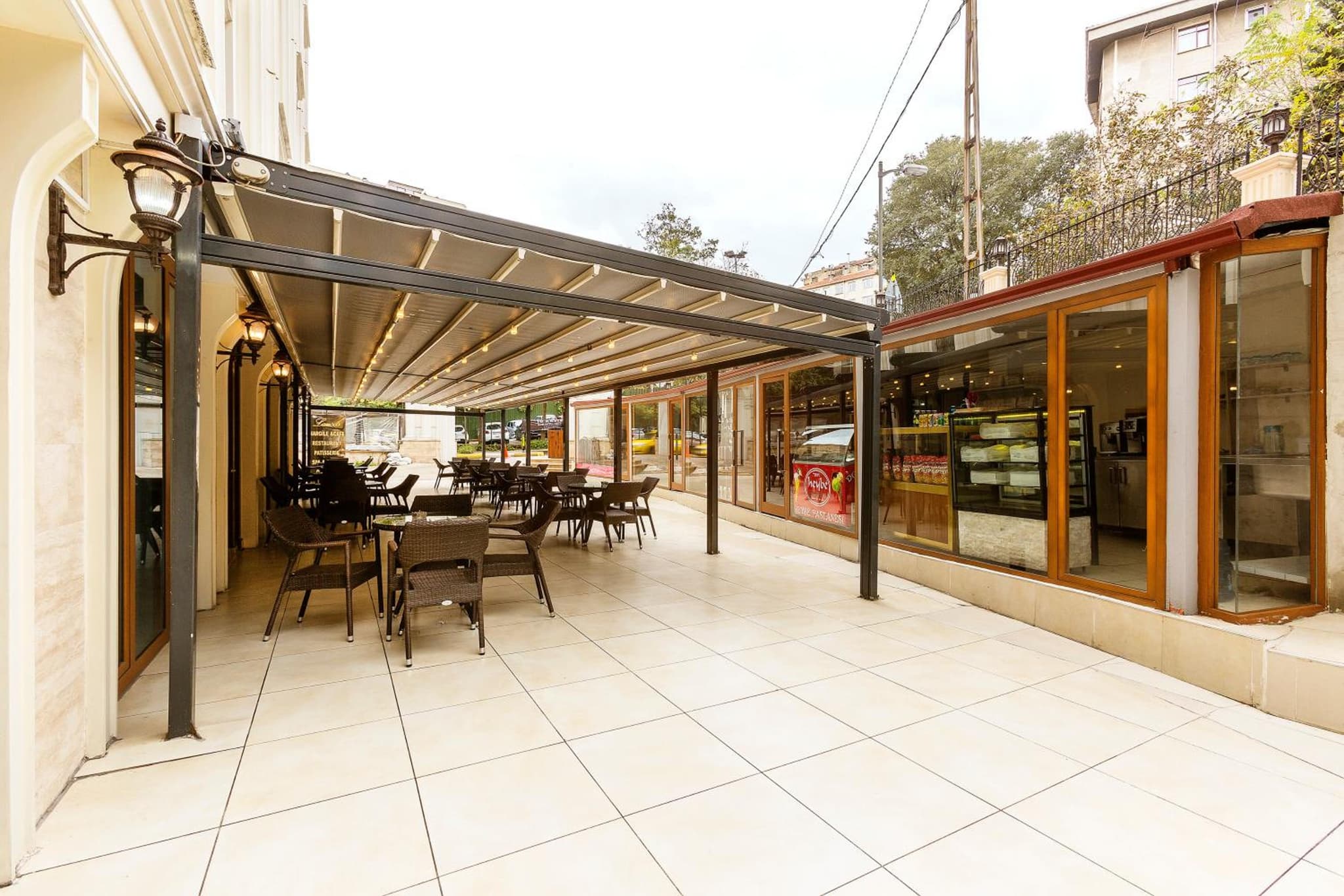 Lausos Palace Hotel Şişli - Image 1