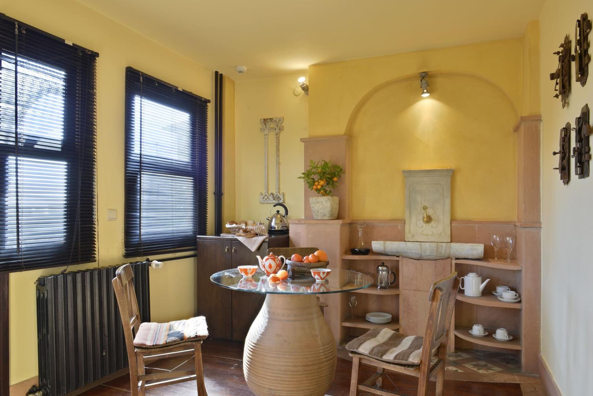 Hotel Empress Zoe - Image 4