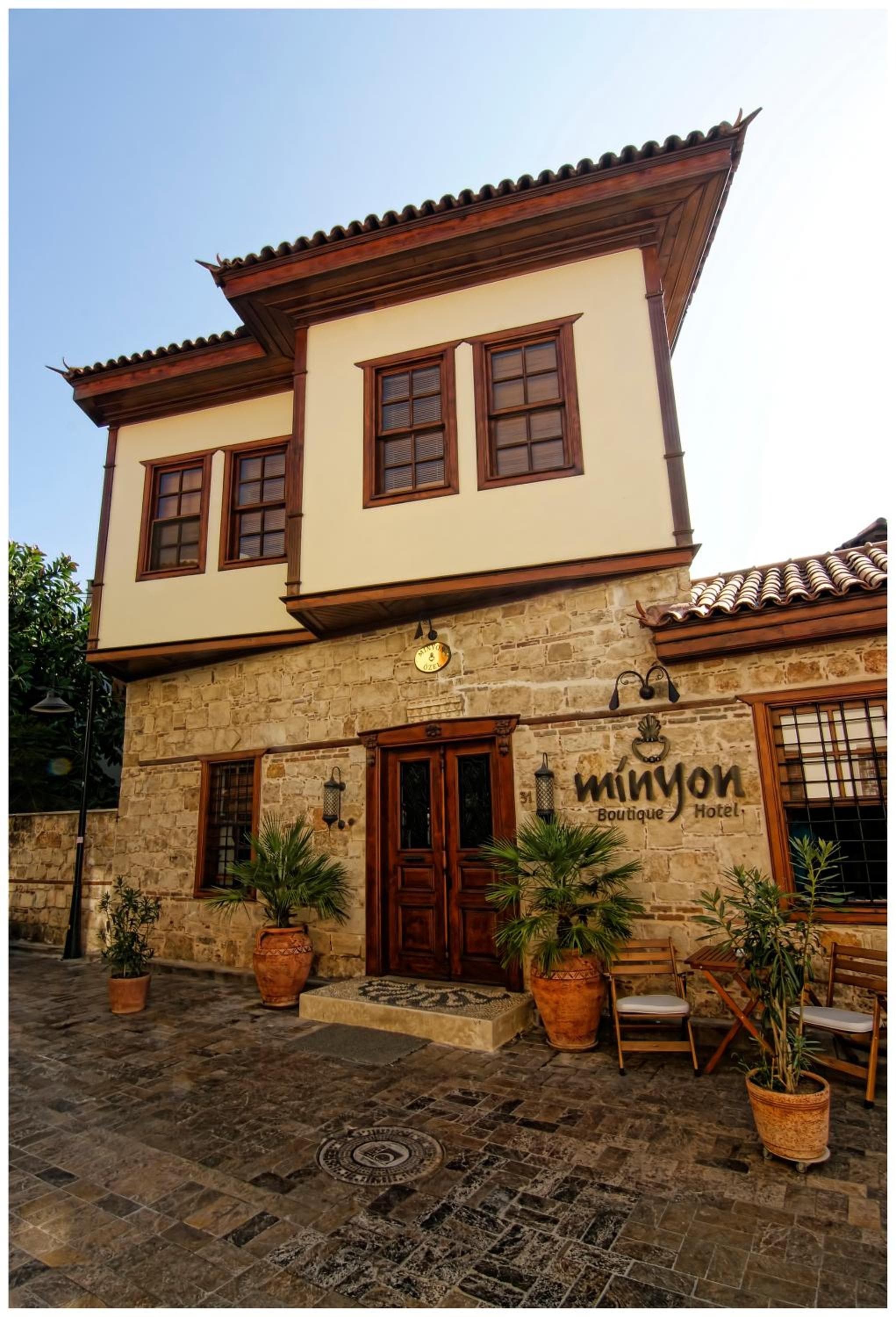 Minyon Otel - Image 1