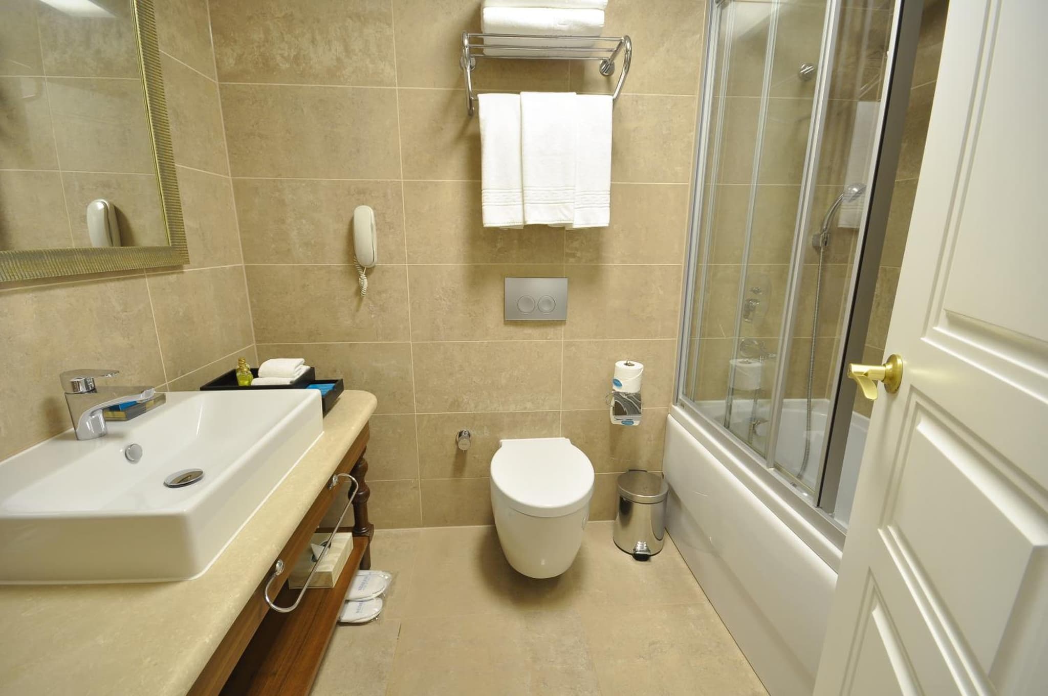 Neorion Otel - Özel Sınıf - Image 4