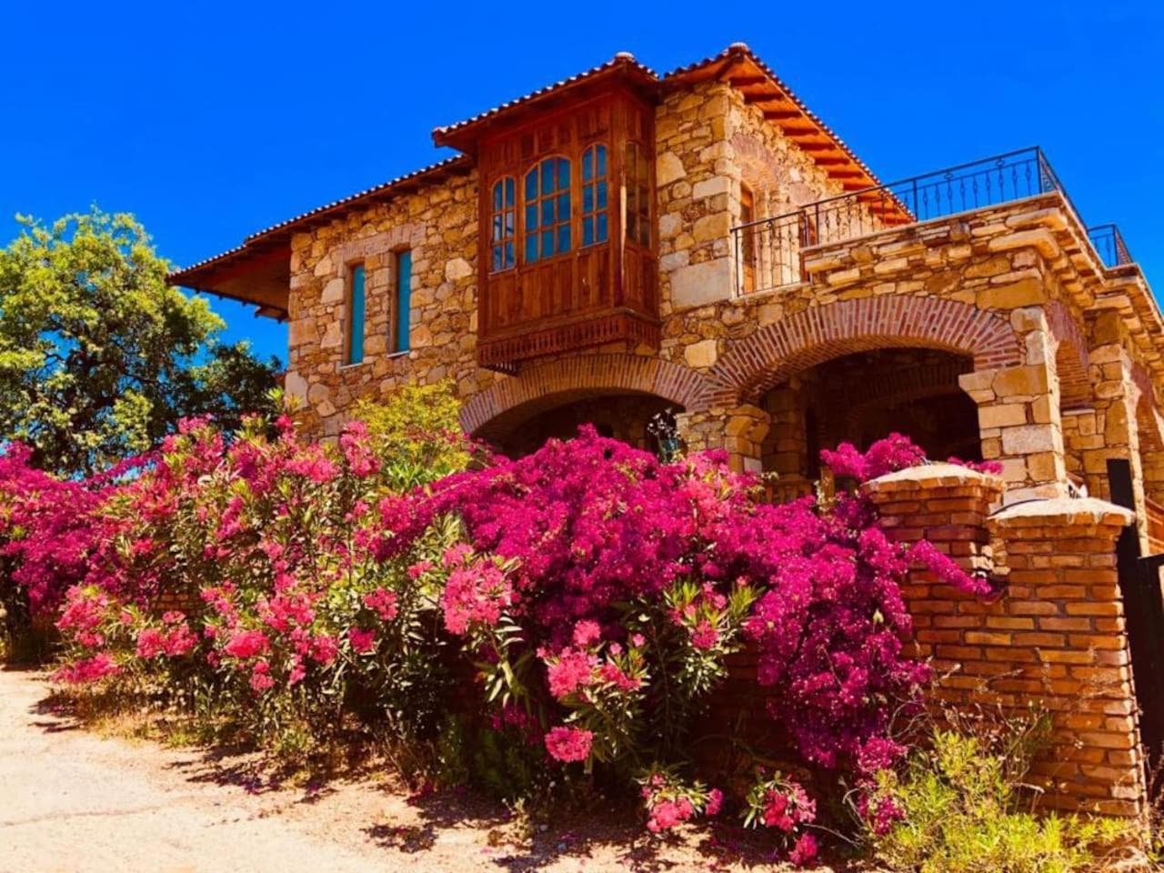 Side Cottagehause - Image 1