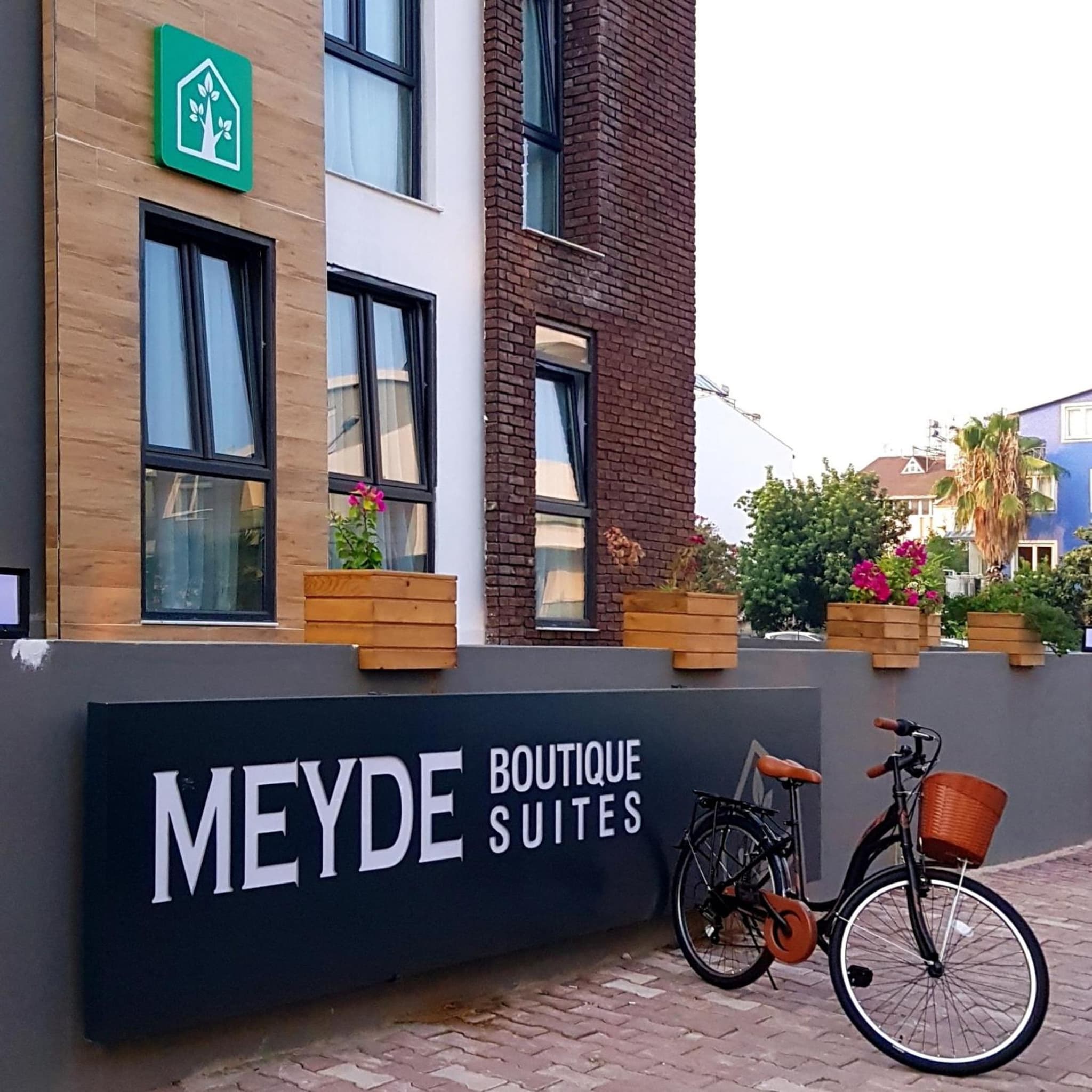 Meyde Boutique Suites - Image 1