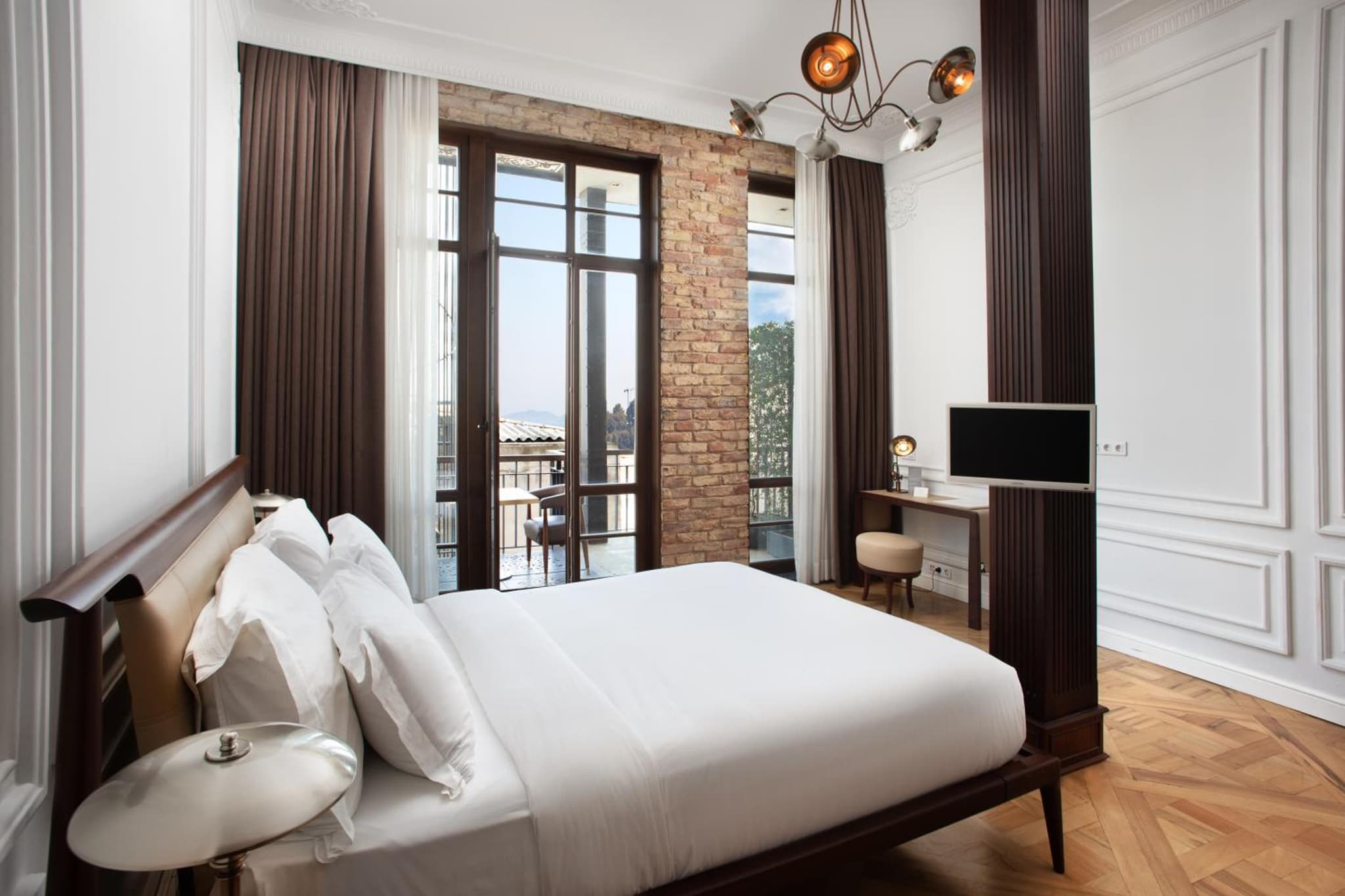 Georges Otel Galata - Image 2