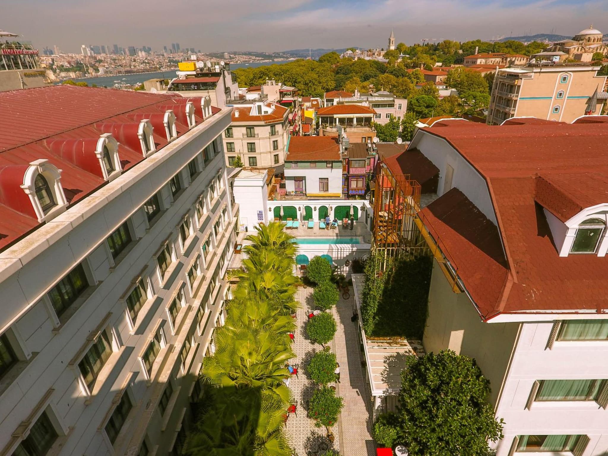 Sura Hagia Sophia Otel - Image 1