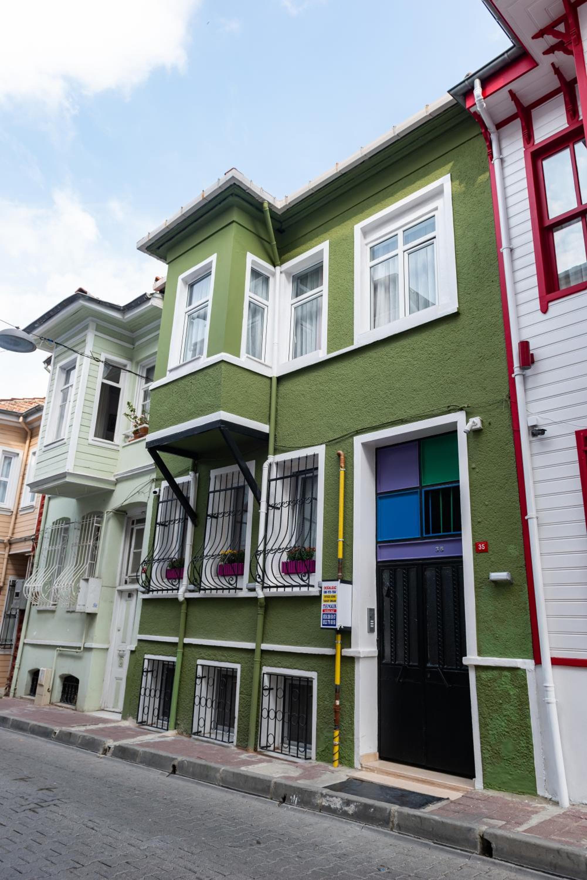 Dualis Hotel - Image 4