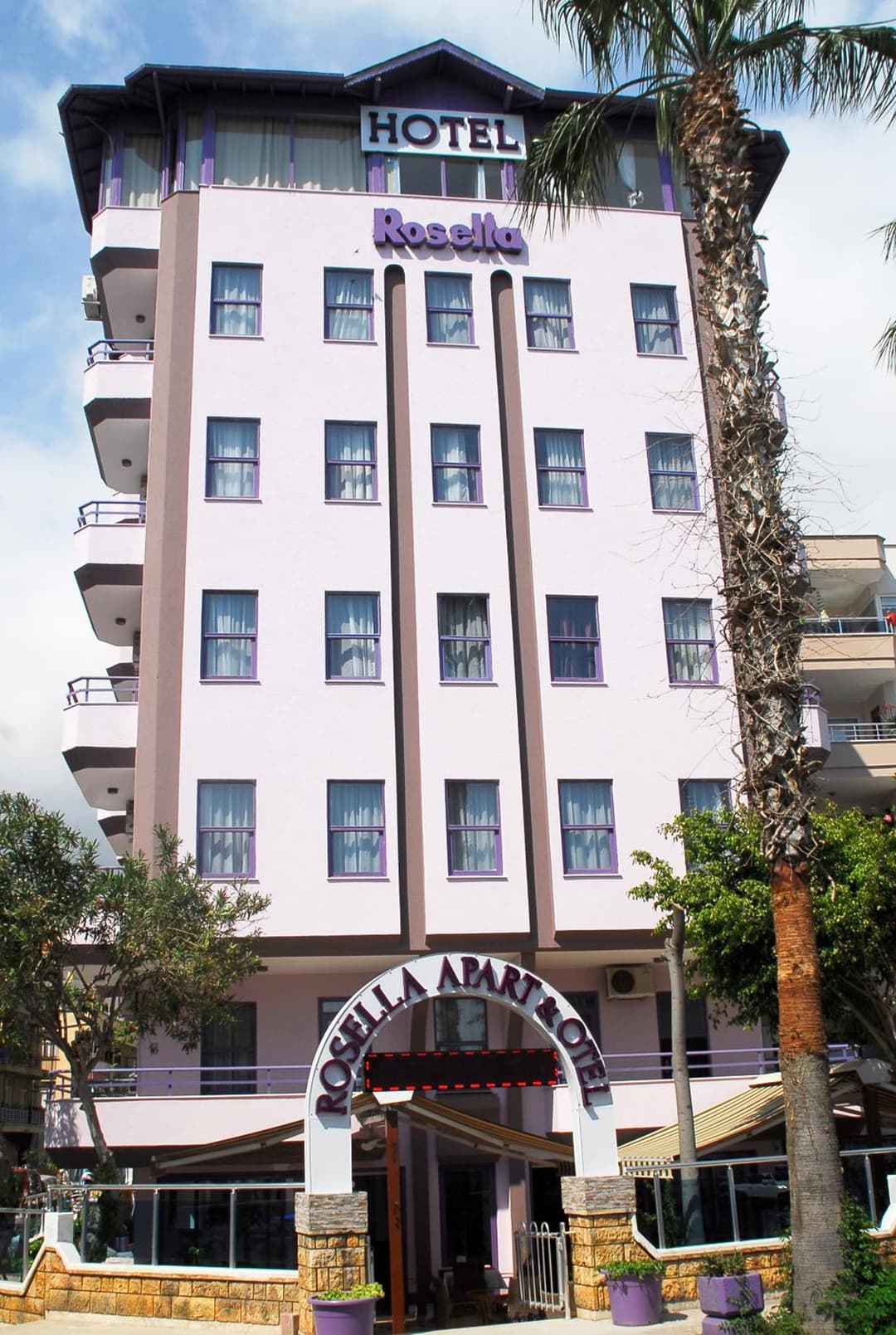 Rosella Hotel