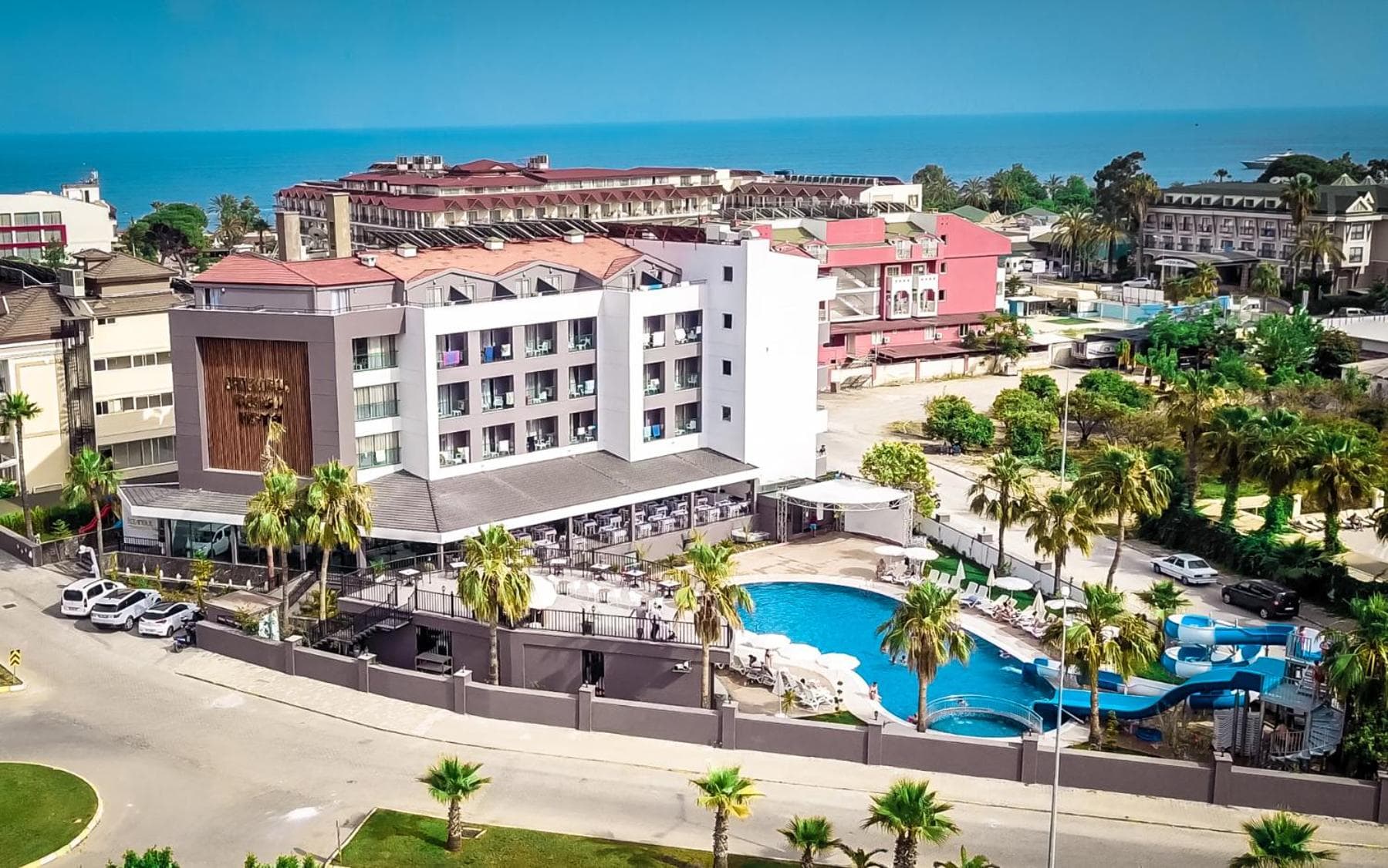 İstanbul Beach Hotel - Image 1