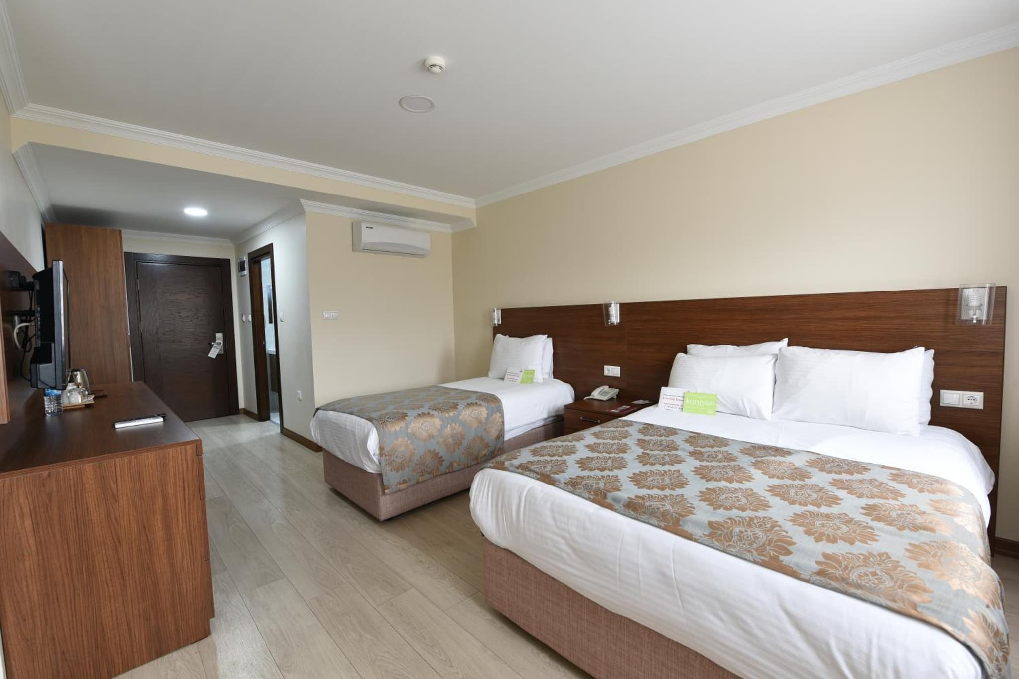 Asal Hotel - Image 4