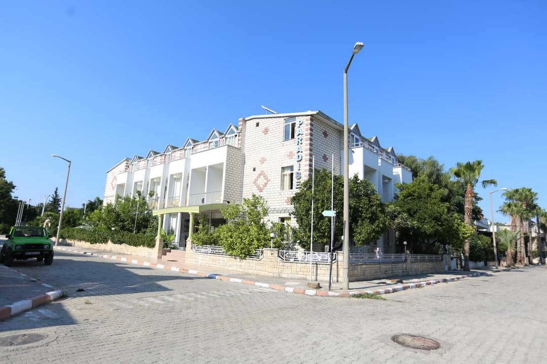 Paradise Hotel fotoğrafı