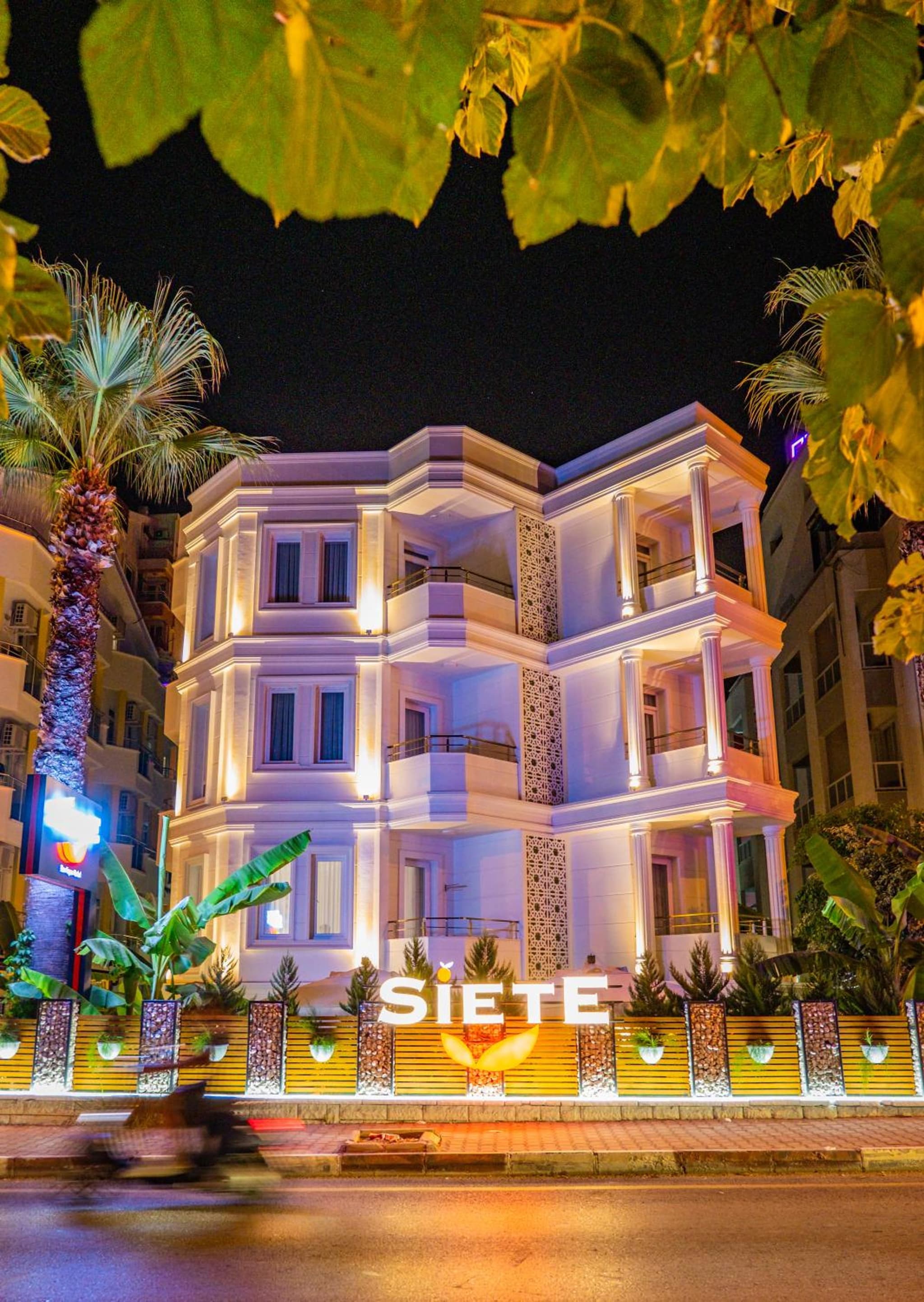 Siete Otel - Image 1