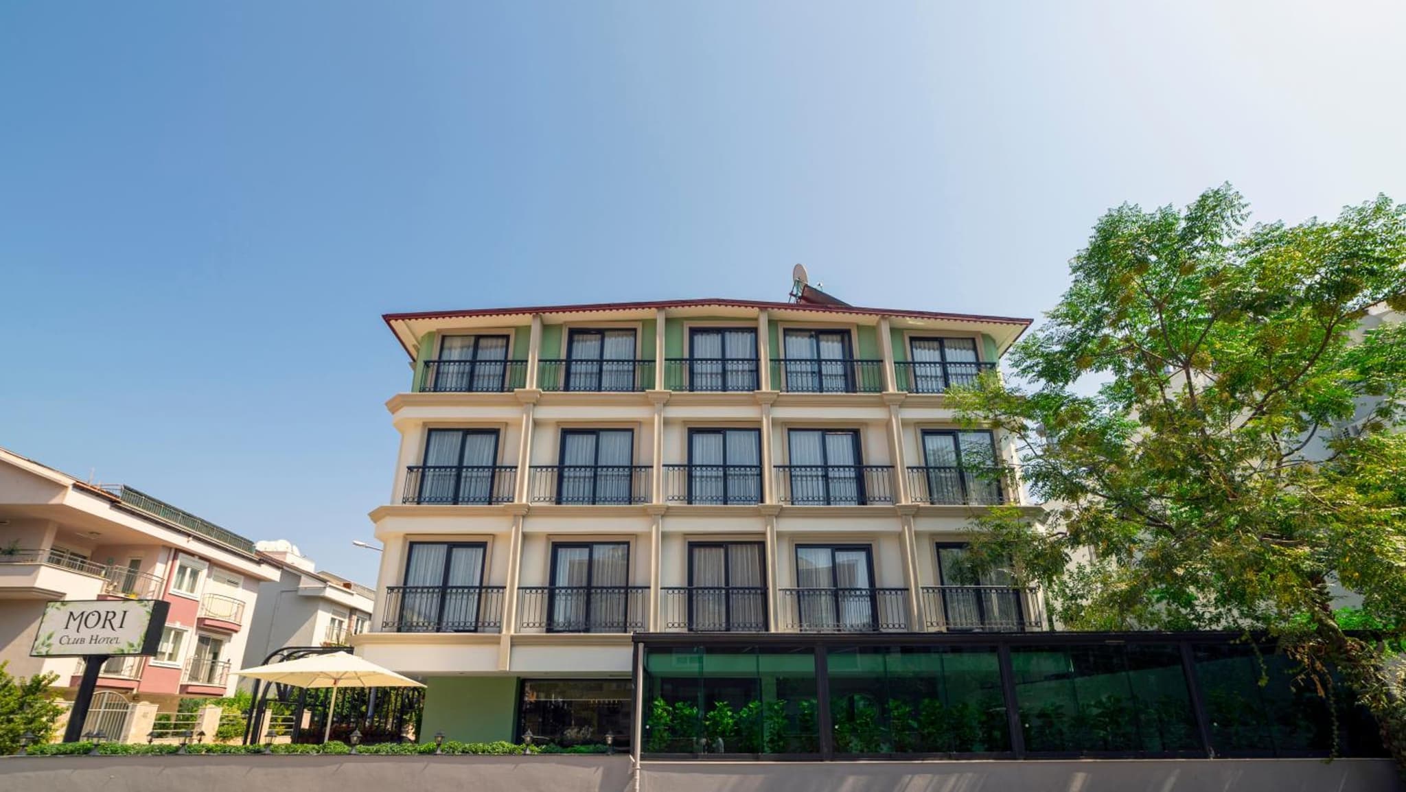 The Mori Club Hotel - Image 1