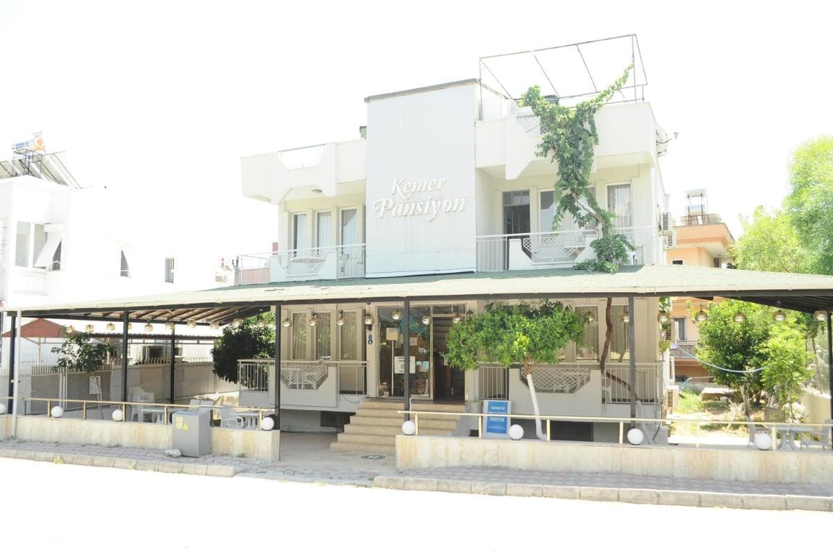 Kemer Pansiyon - Image 1