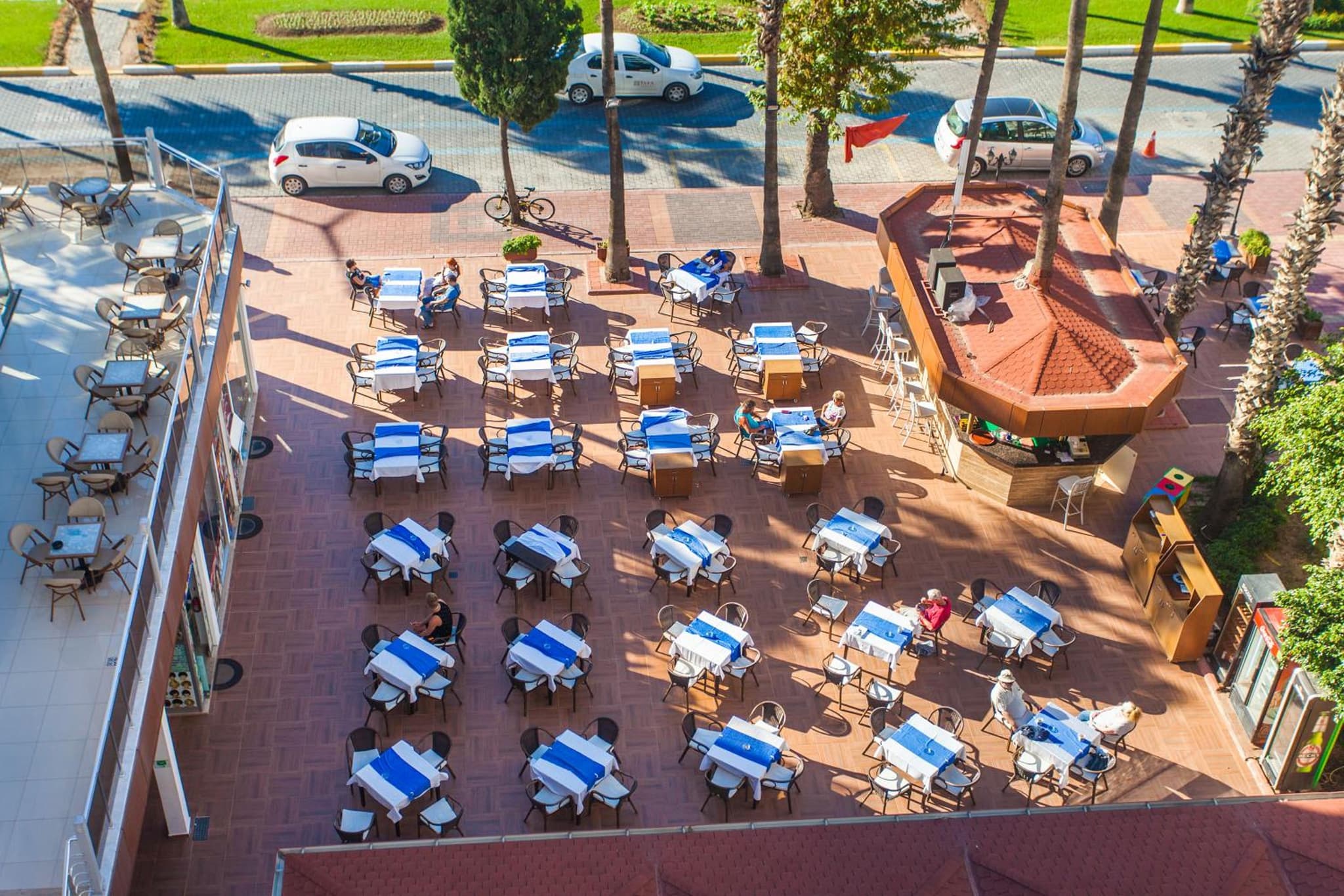 Eftalia Down Town - Image 4