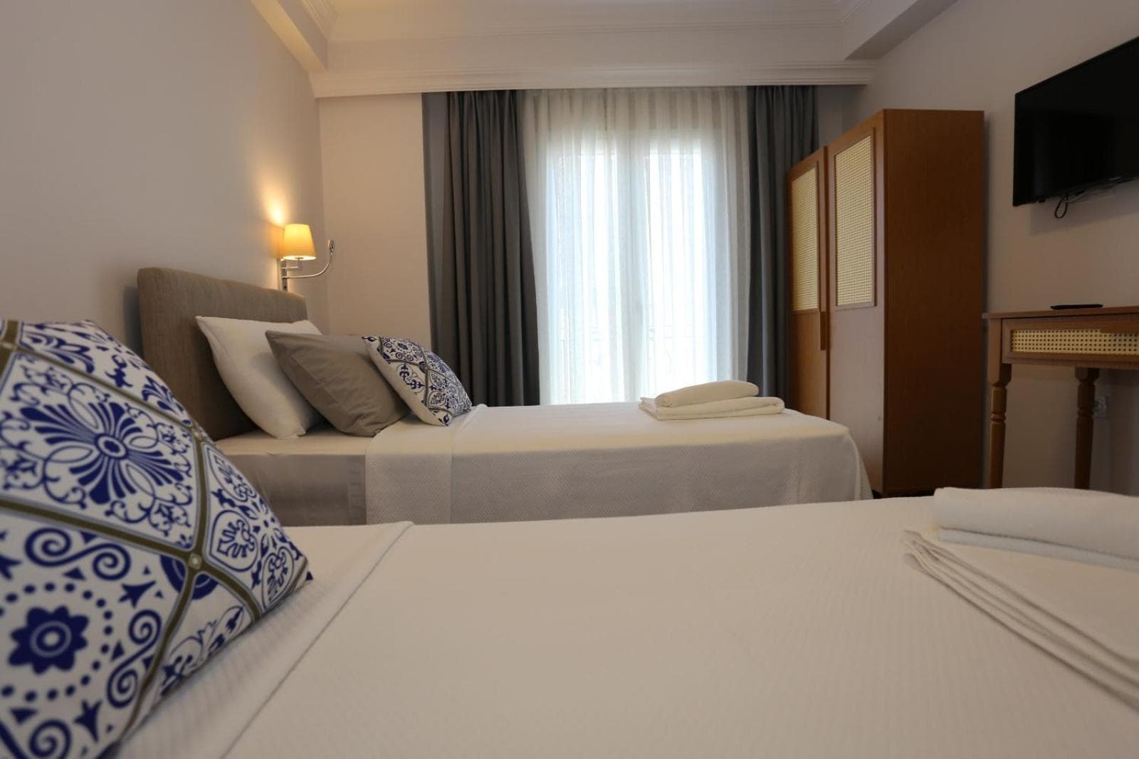 AtaÇesme Otel - Image 3