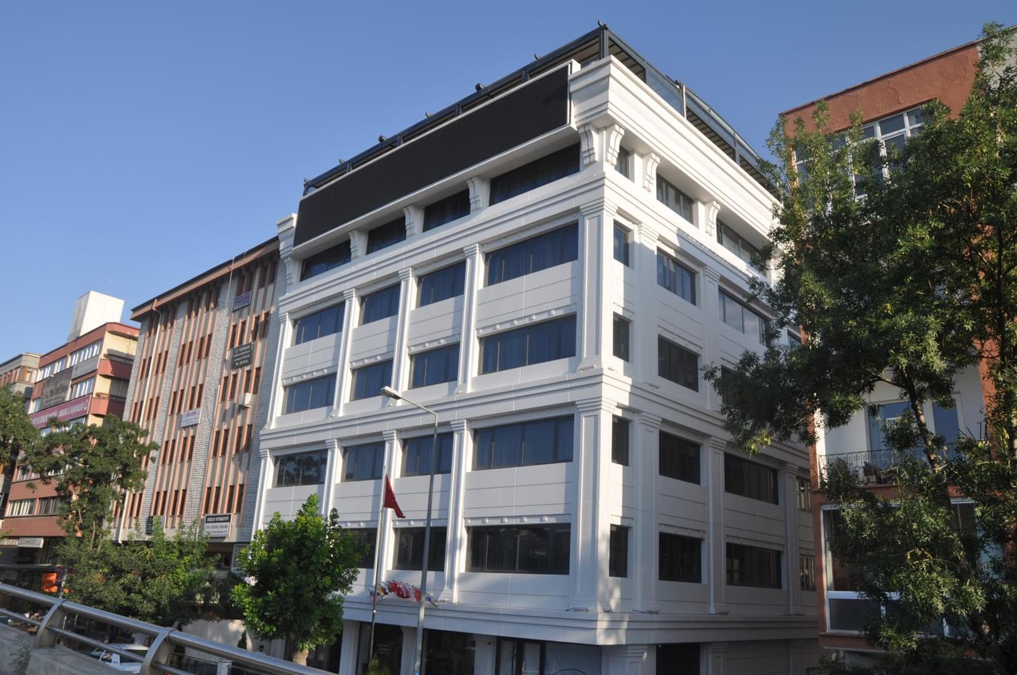 GOLAZ SUİT OTEL - Image 1