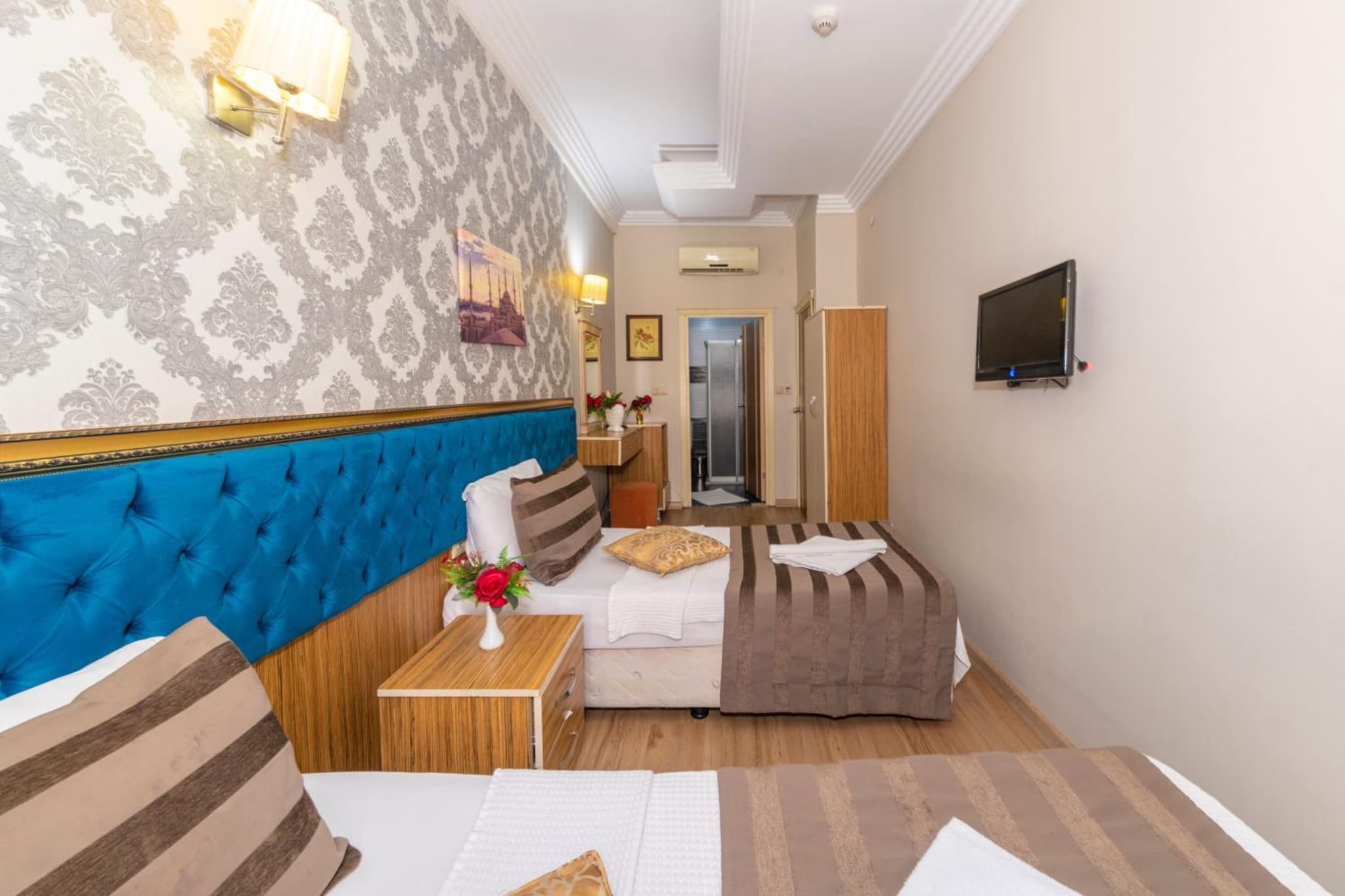 Ista Palace Hotel - Image 3