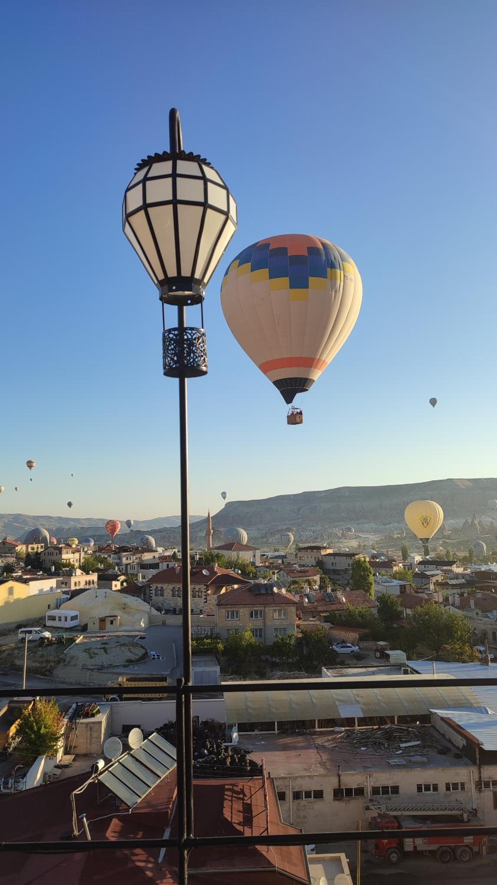 Balloon View Hotel - Image 2