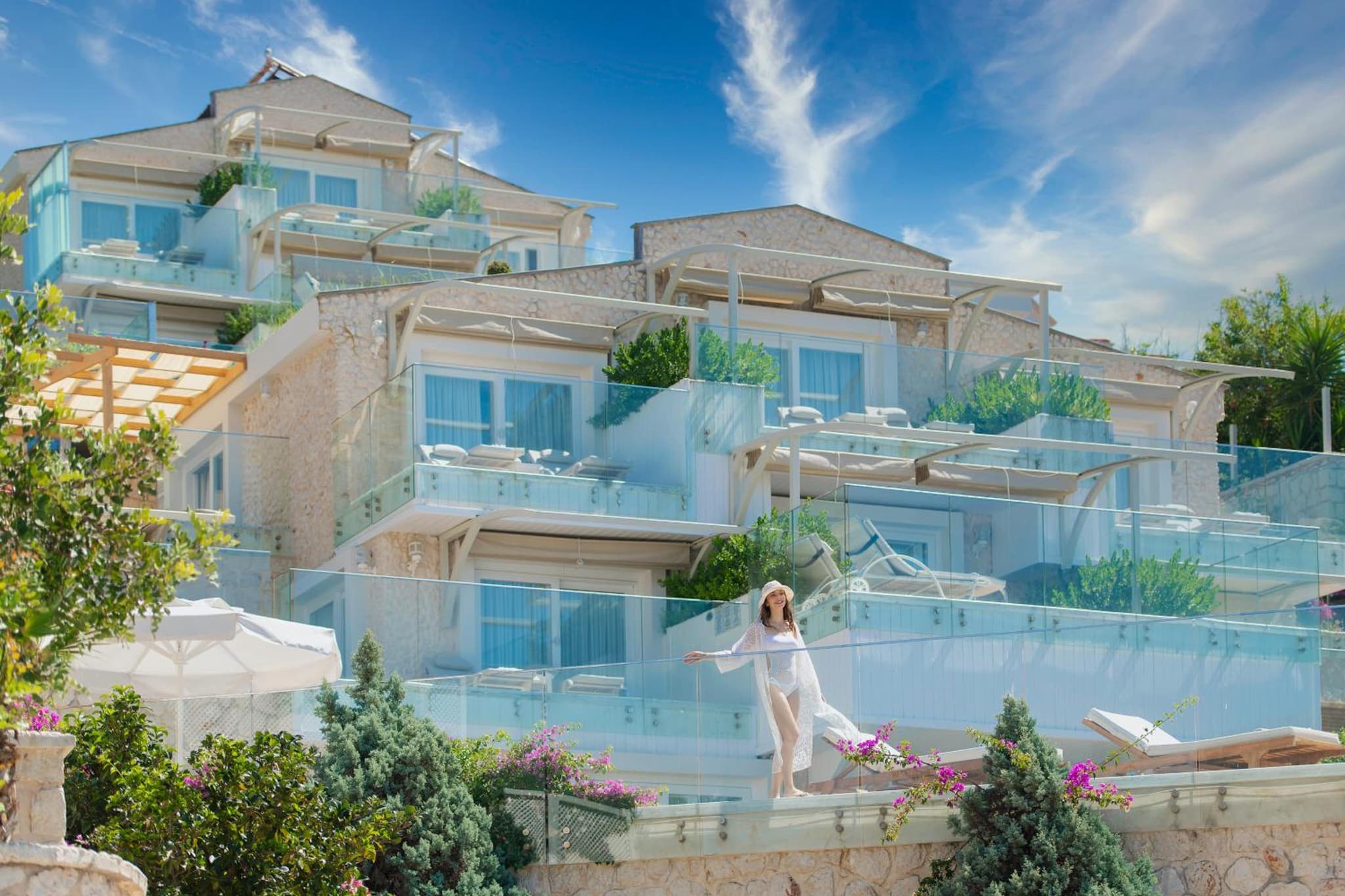 Peninsula Gardens Hotel - Image 1