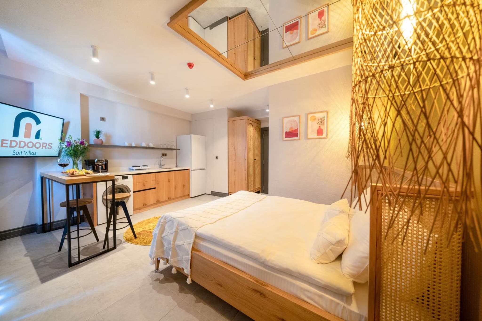Reddoors Suites Deniz Manzaralı - Image 1
