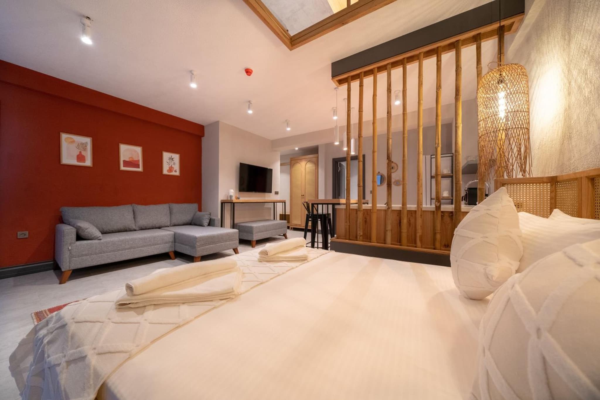 Reddoors Suites Deniz Manzaralı - Image 2