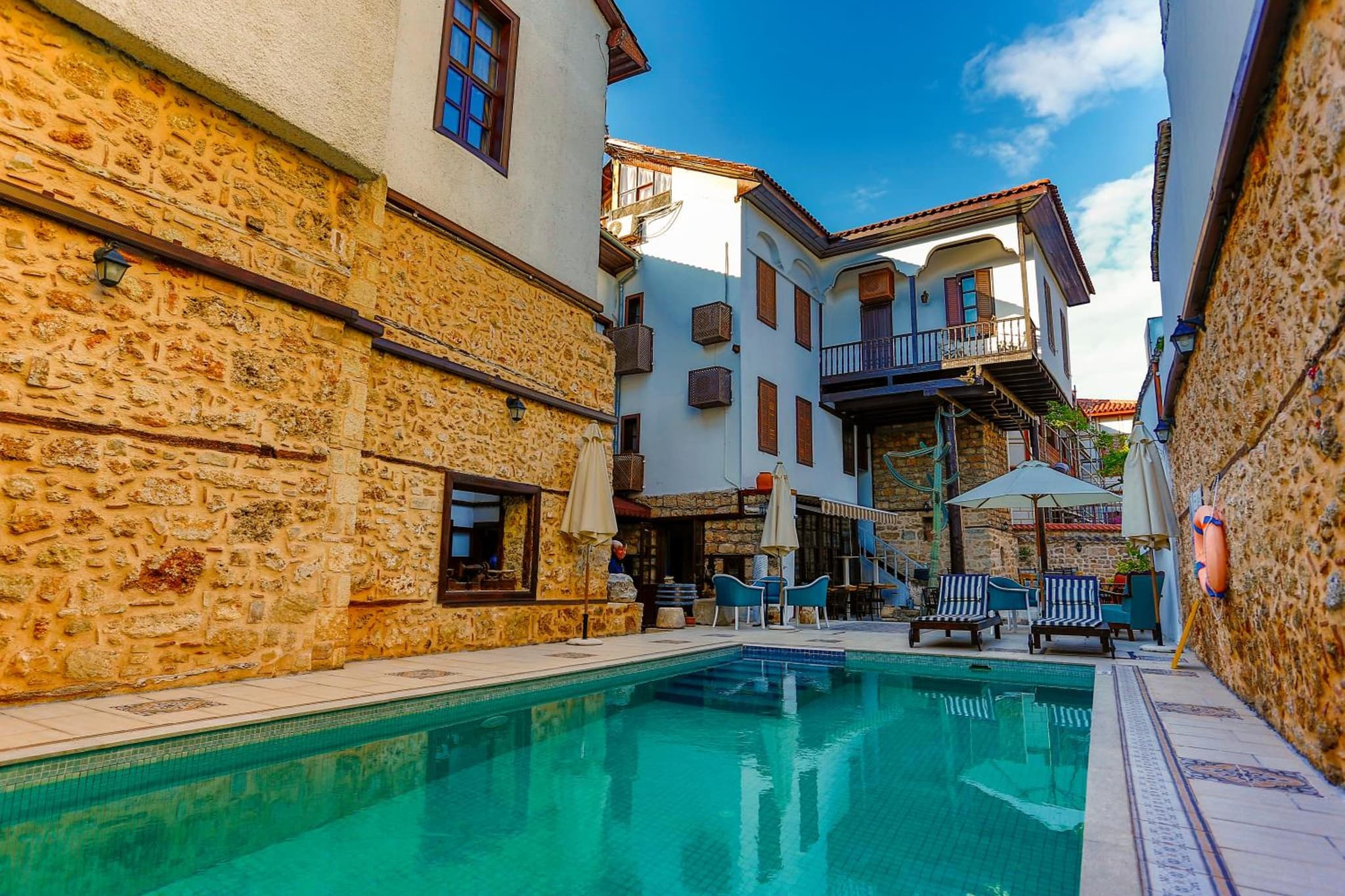 Atelya Art Hotel - Image 3