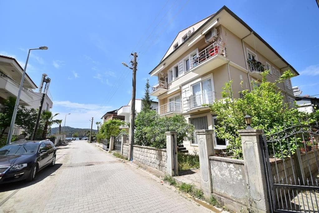 Kaya Suit fotoğrafı
