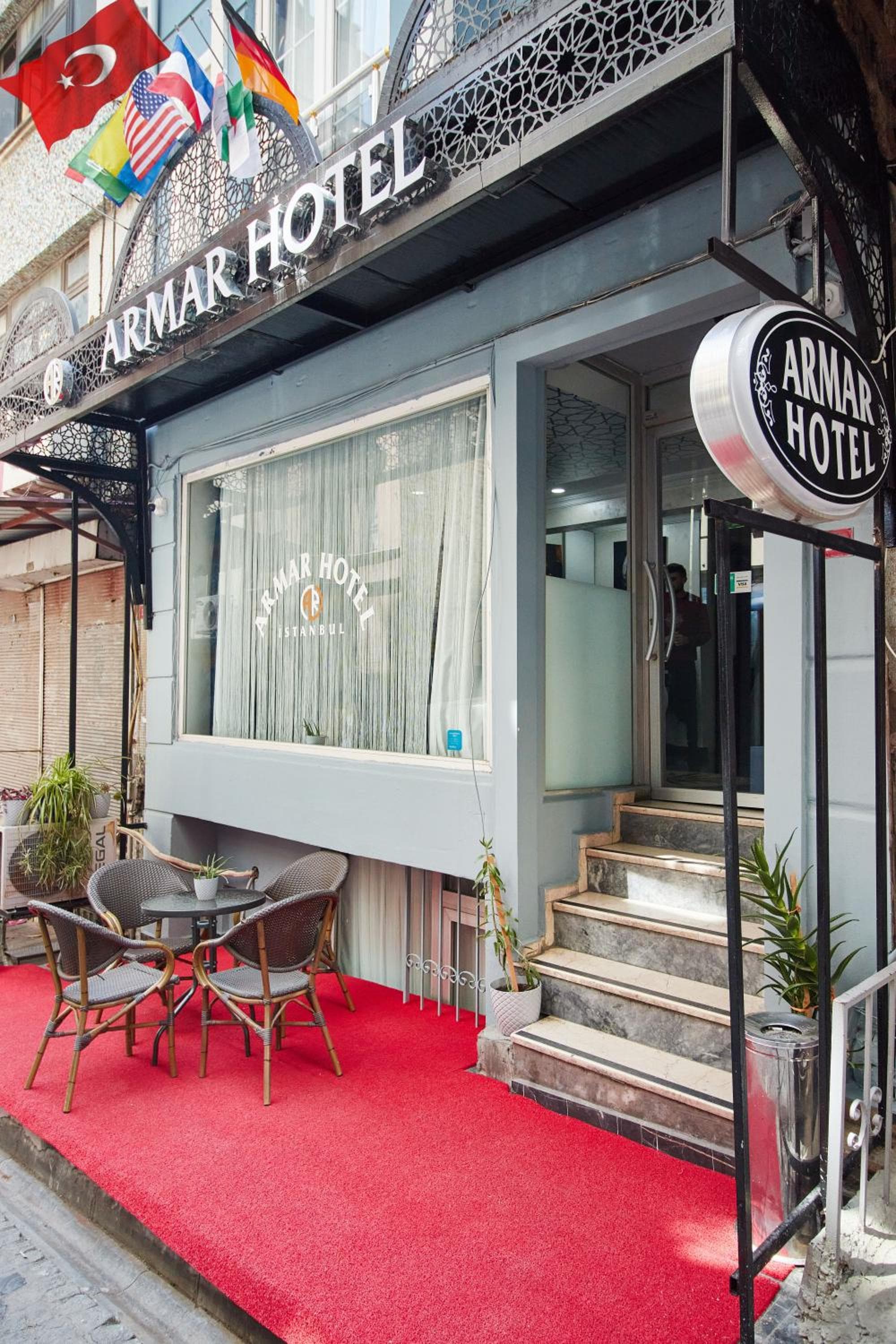 Armar Hotel - Image 1