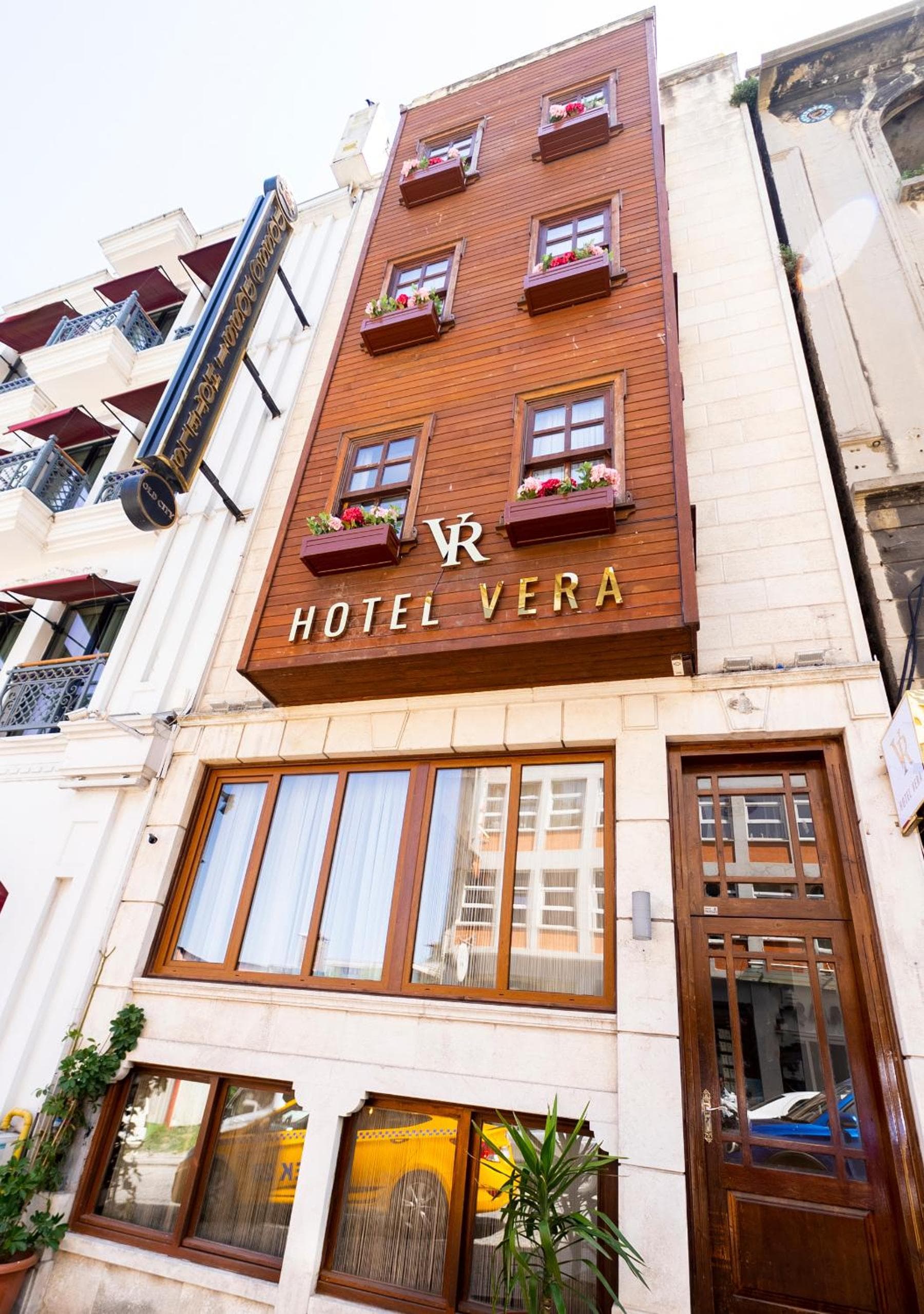 Hotel Vera - Image 1