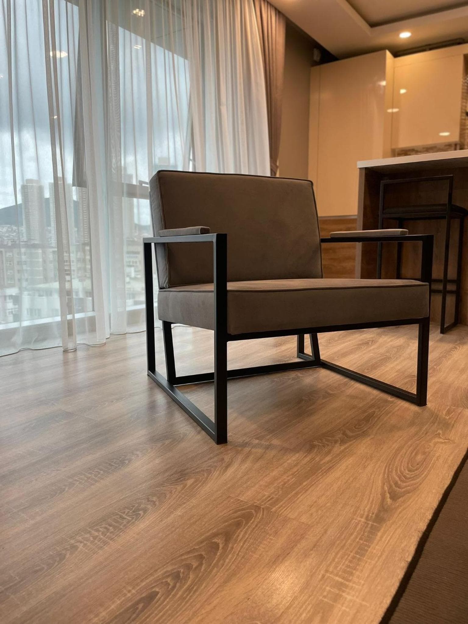 On4 Rooms & Suites - Image 4