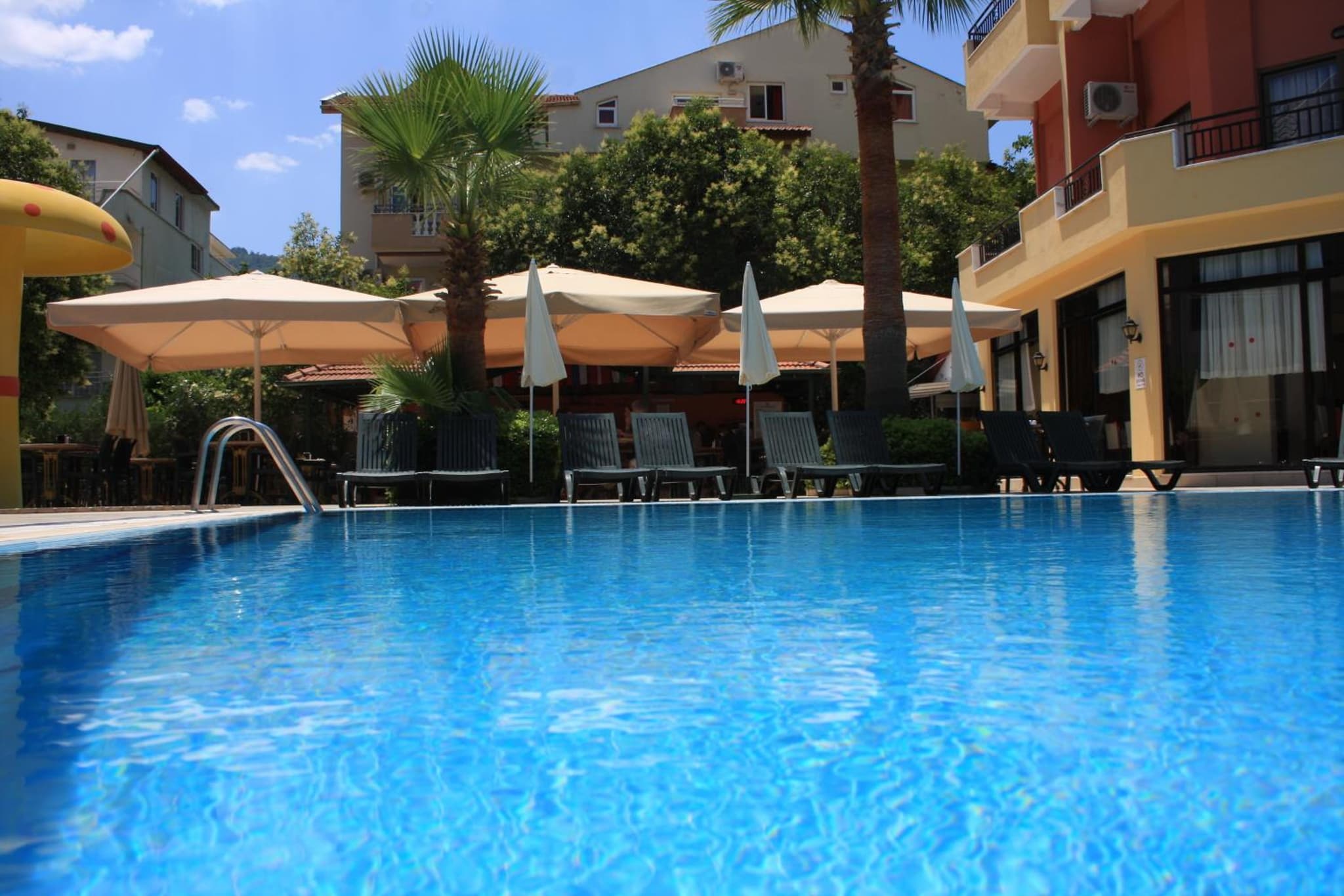 Palmea Otel - Image 2