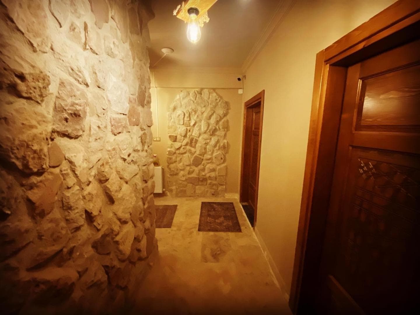 Ala Stone House - Image 3