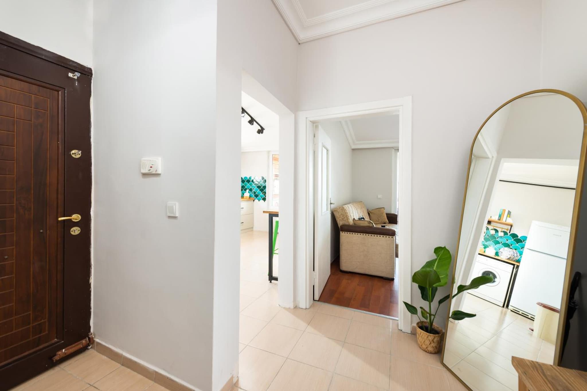 Dualis Hotel - Image 1