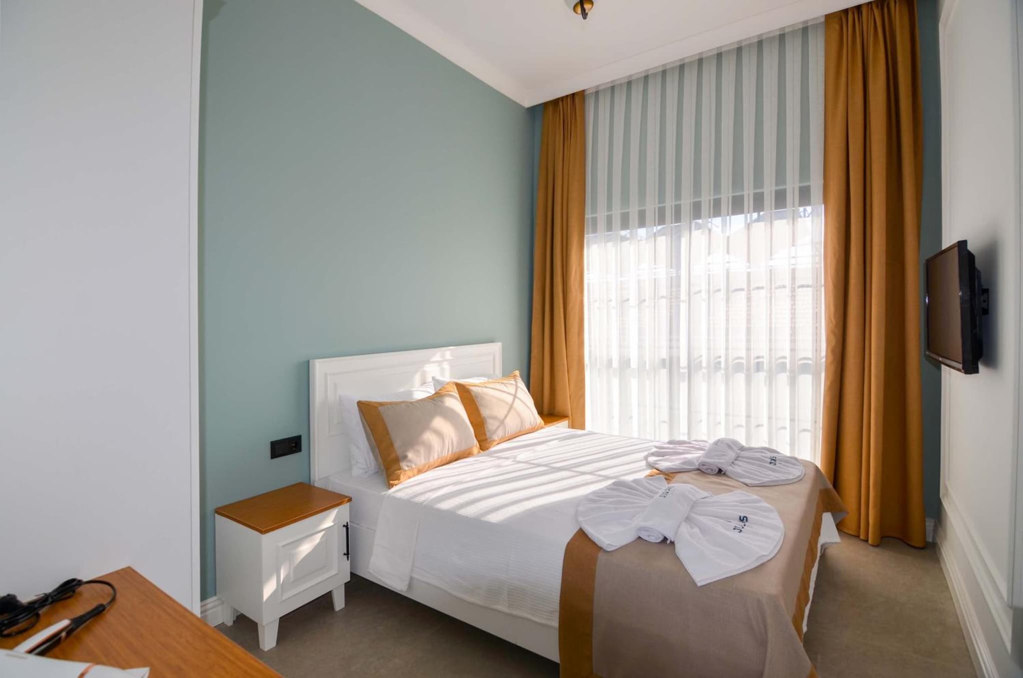 Juglans Suites - Image 2