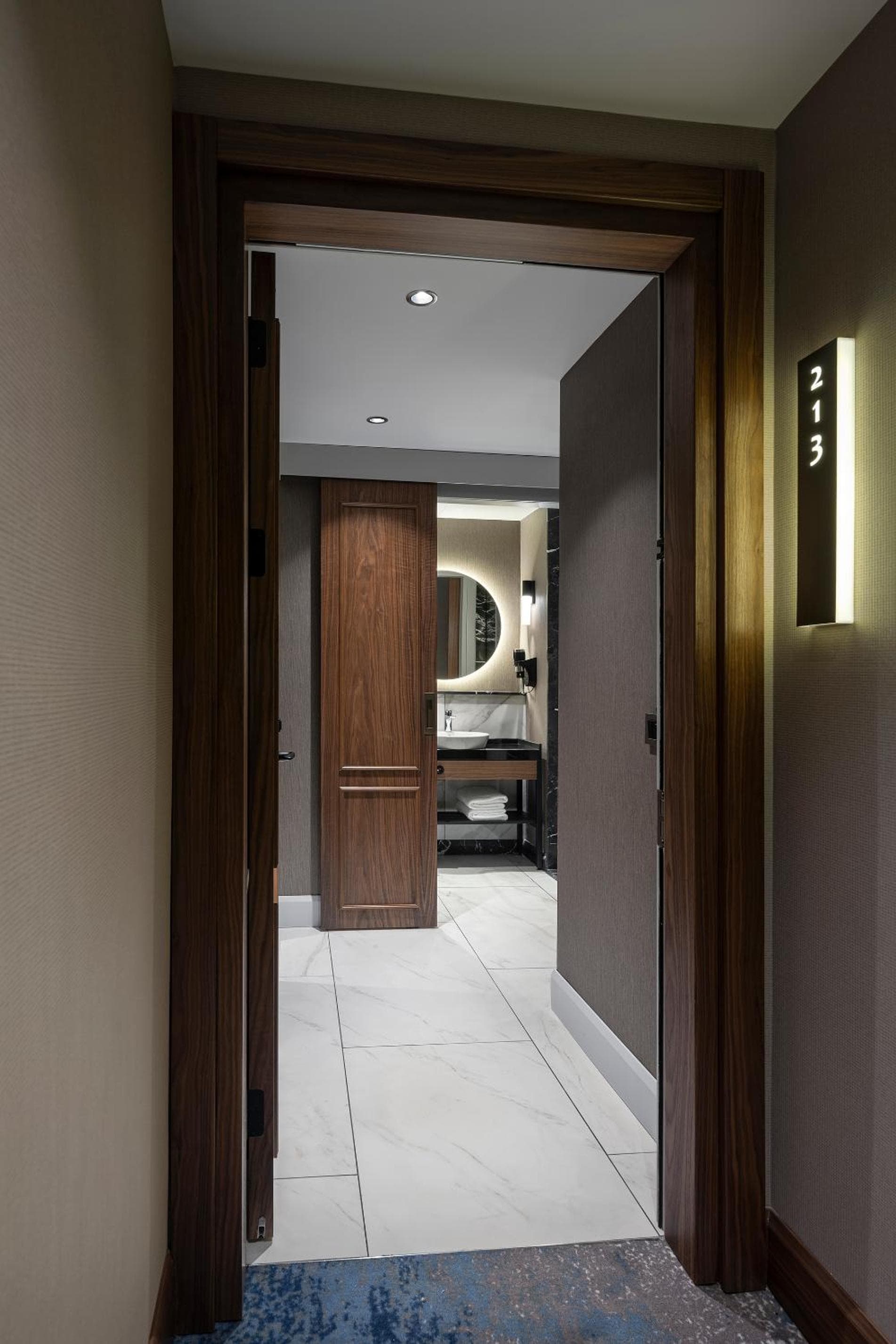 Livro Otel - Image 2