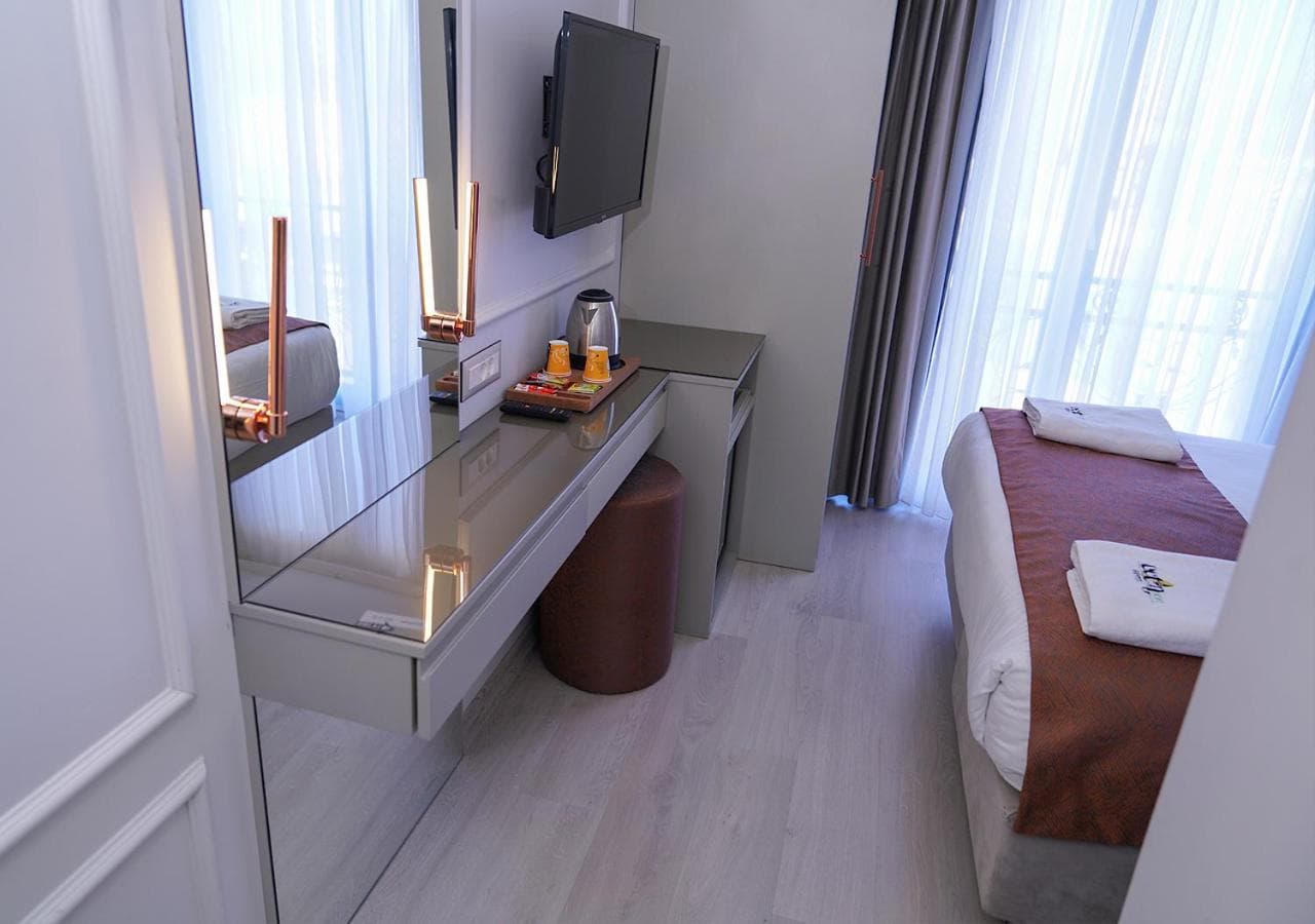 Cetin Port Hotel - Image 3