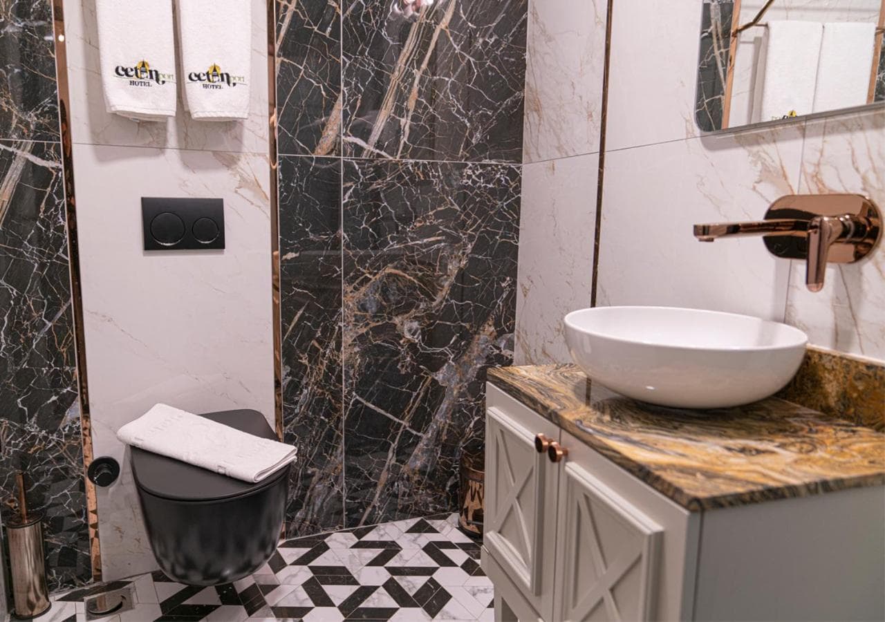 Cetin Port Hotel - Image 2