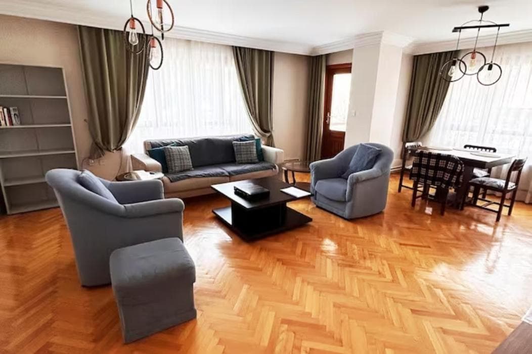 A large, comfortable flat in the best area of Ankara, Turkey - Image 1