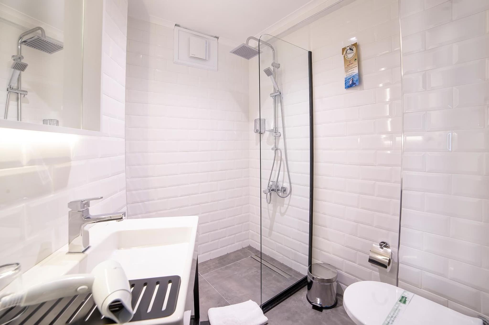 Barin Hotel - Image 2