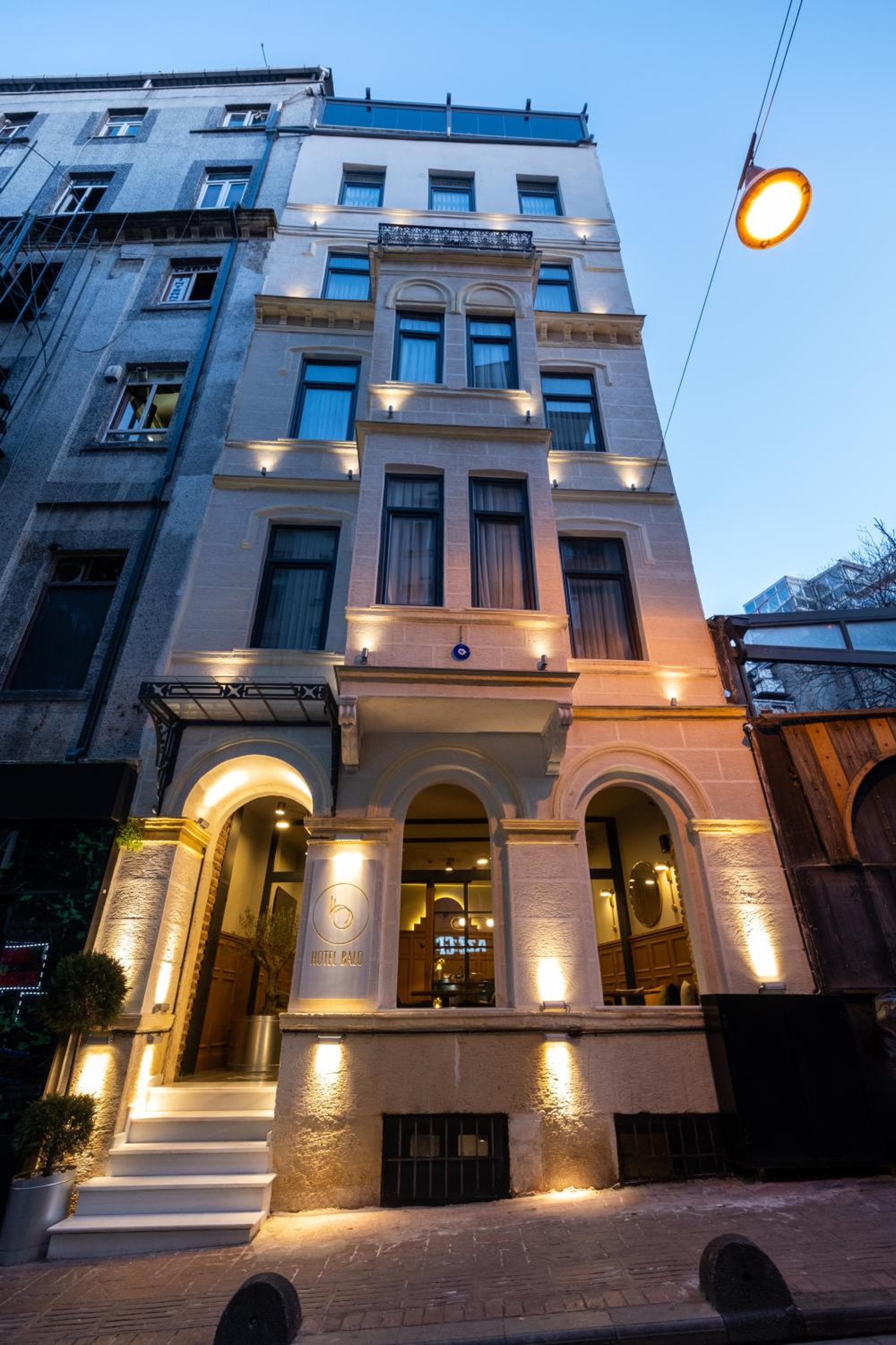 Hotel Balo - Image 1