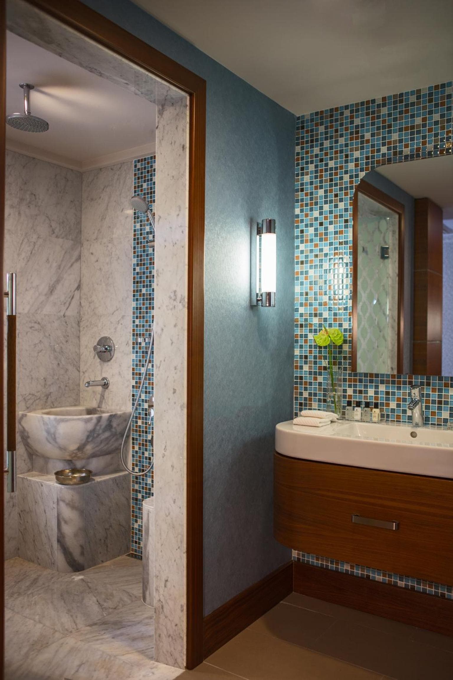 Renaissance İzmir Otel - Image 3