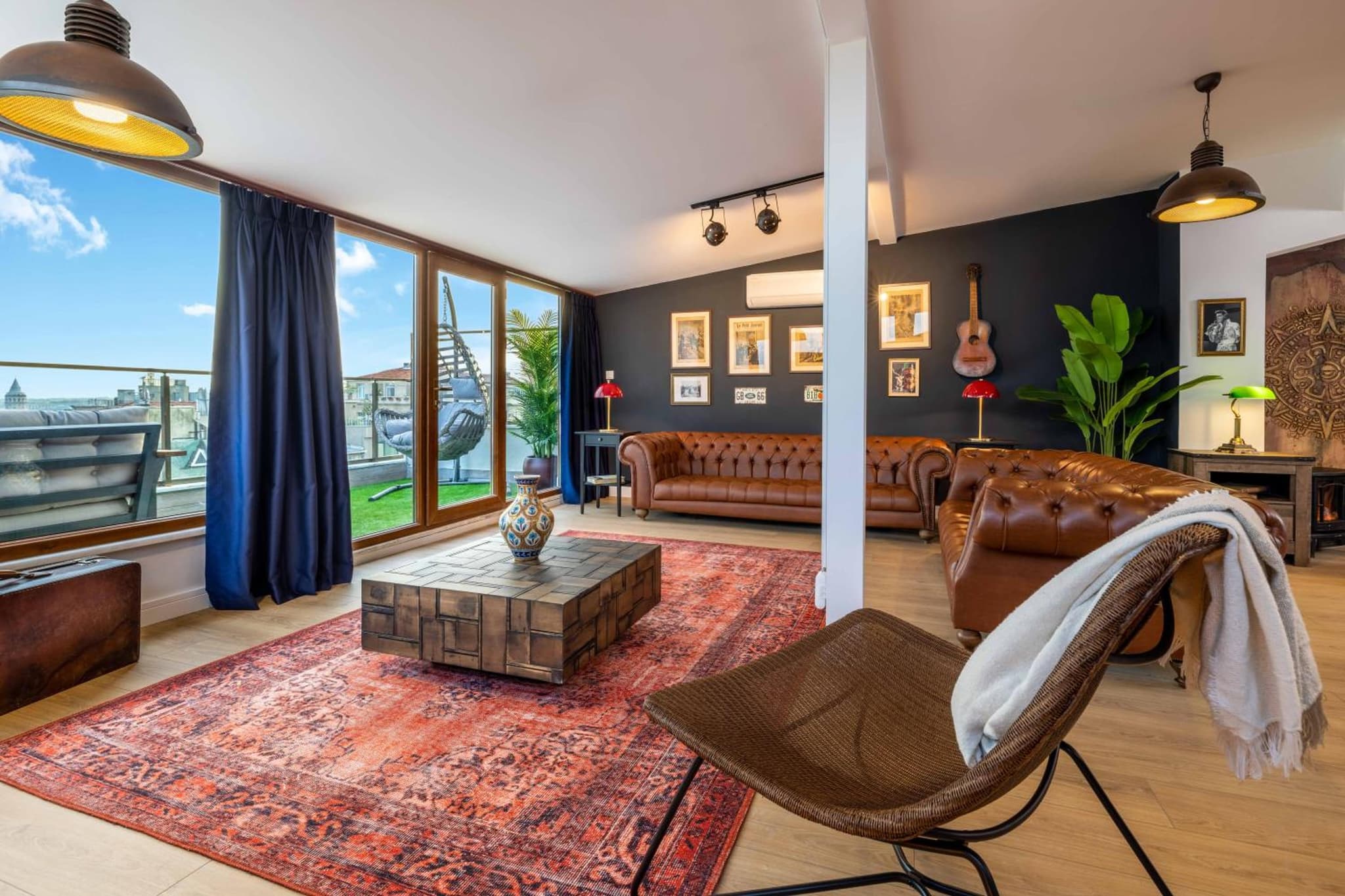 Monnas Suite - Image 4