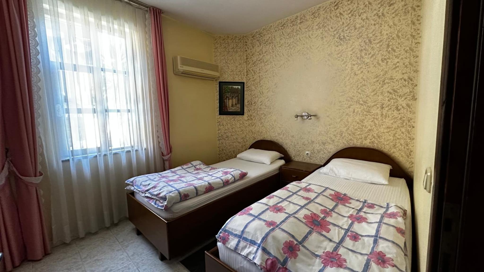 Sultan Pension - Image 3