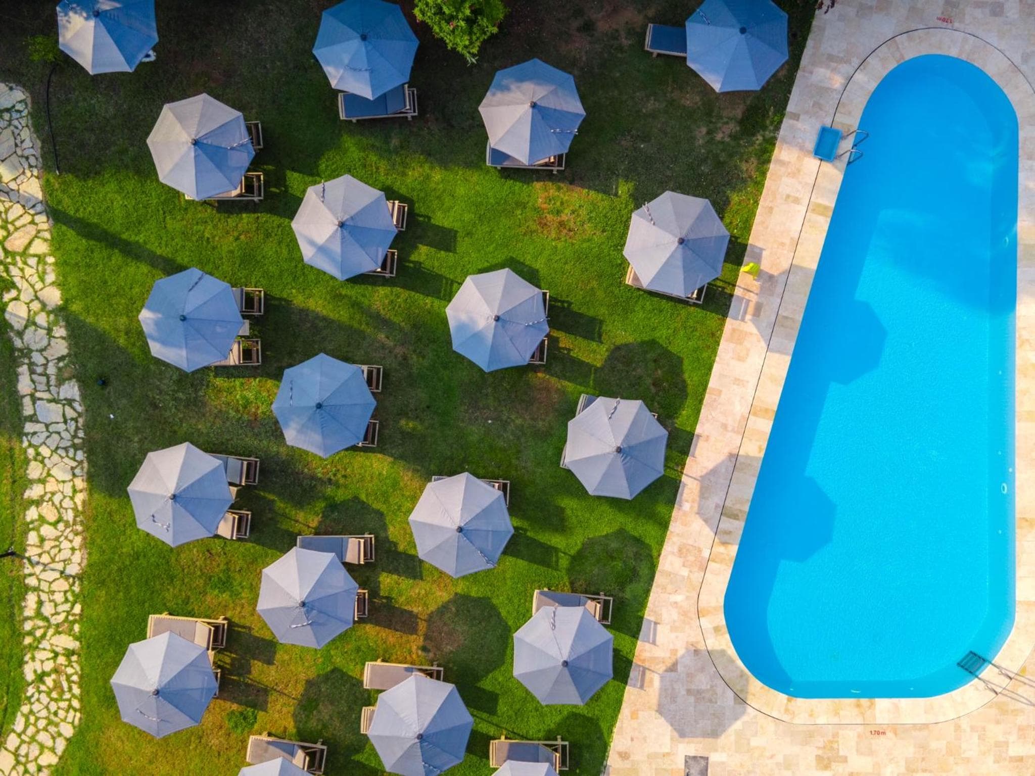 Hotel Club-E  --> Club-E Otel - Image 2
