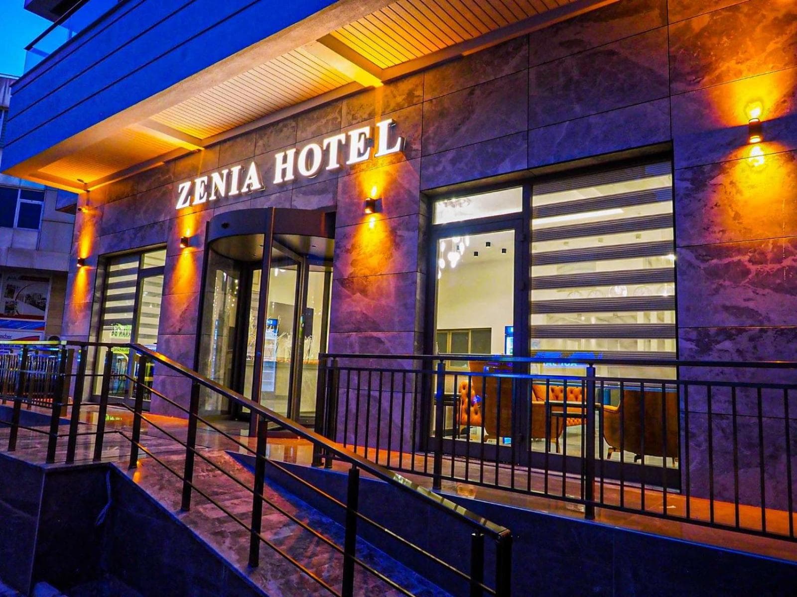 ZENİA OTEL - Image 1