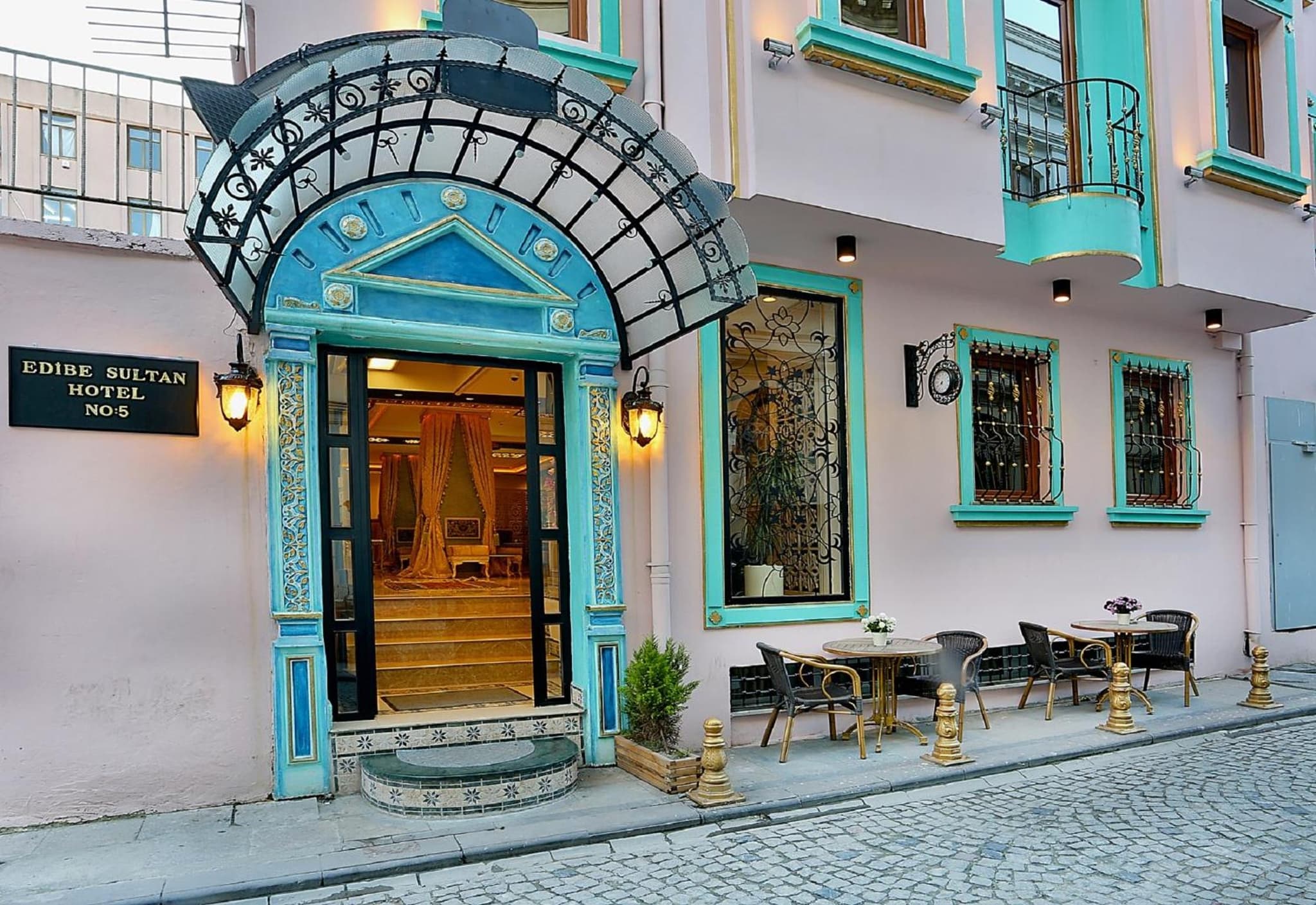 Edibe Sultan Otel - Image 1