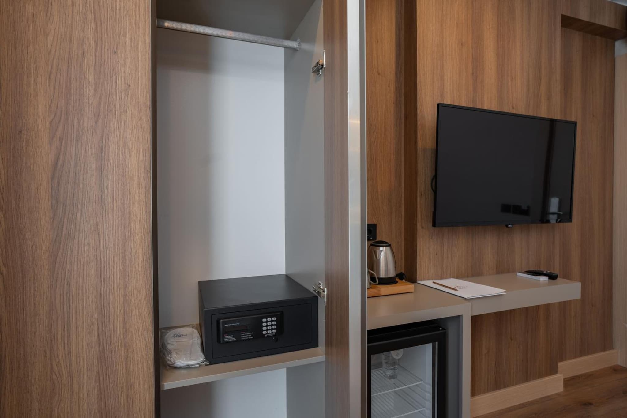 Perast City Otel - Image 3