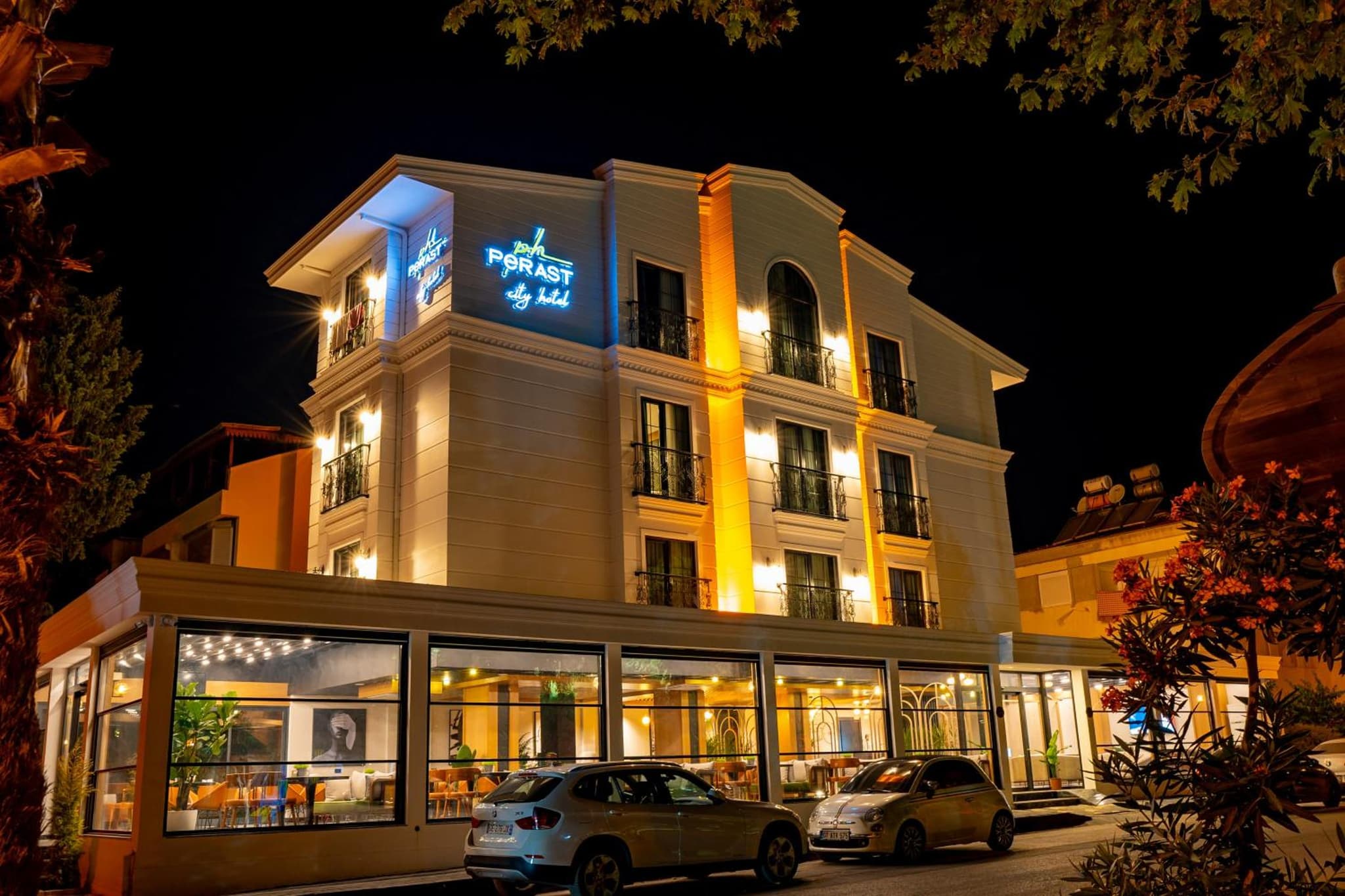 Perast City Otel - Image 1