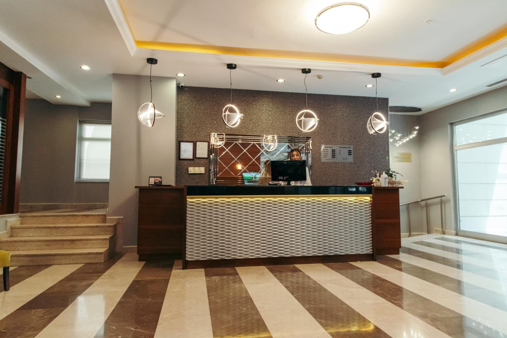 CK Farabi Otel - Image 1
